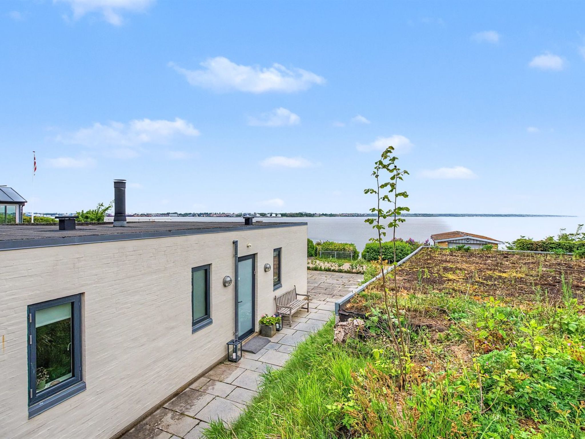 "Laila" - 50m from the sea - Buiten