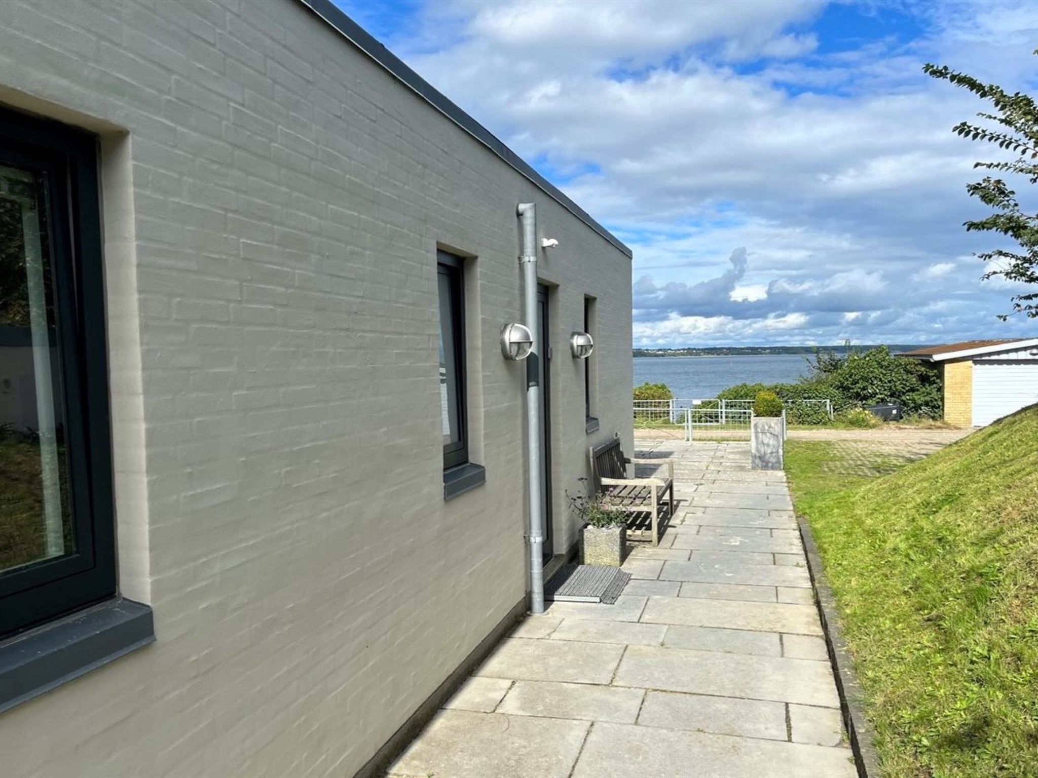 "Laila" - 50m from the sea-Buiten