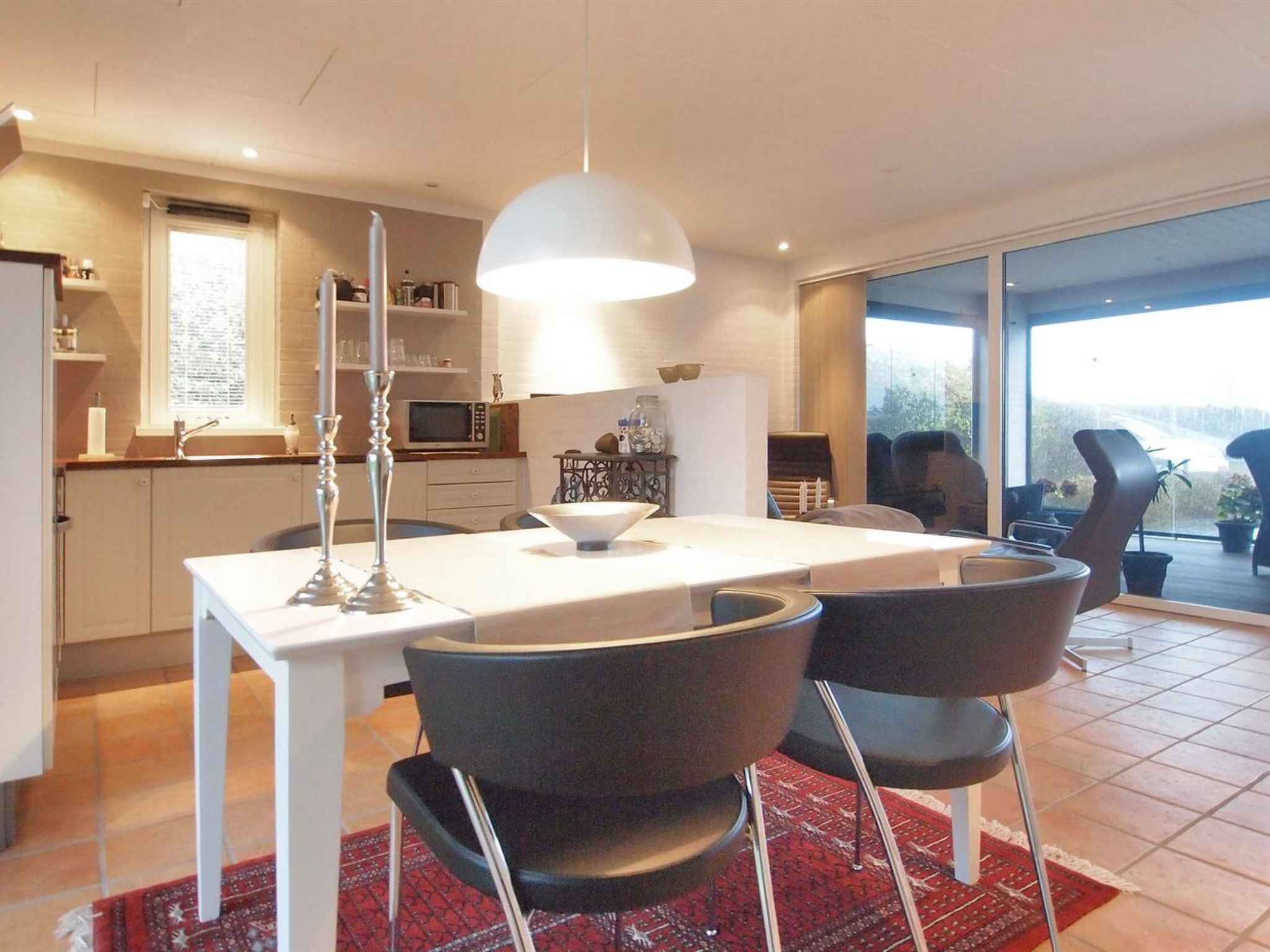 "Laila" - 50m from the sea-Binnen