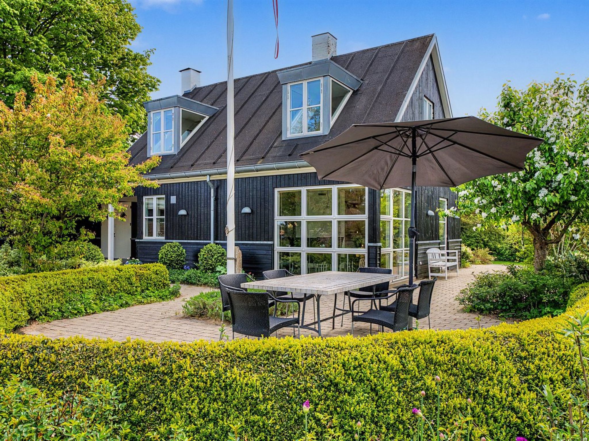 "Gullan" - 75m from the sea