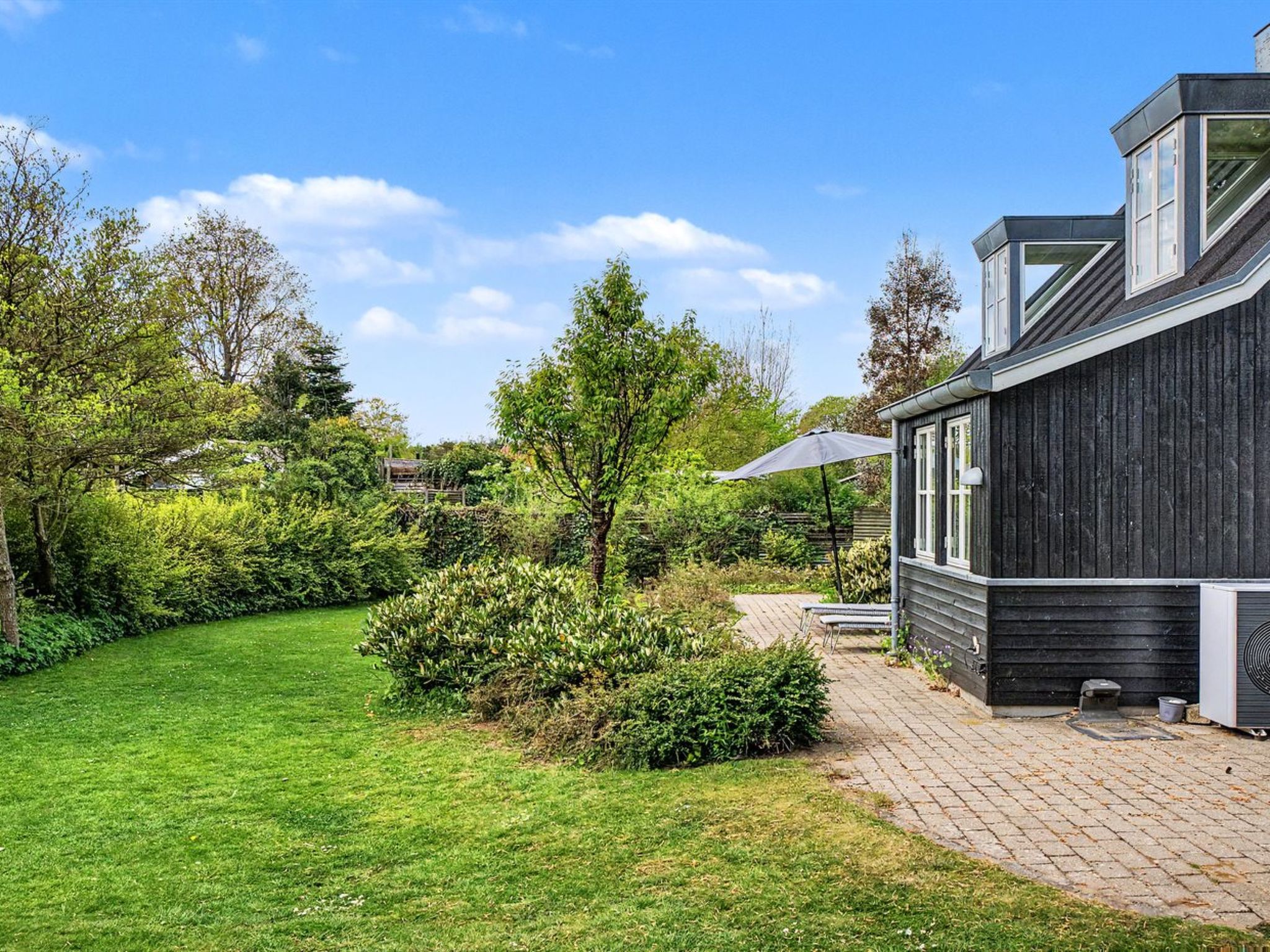 "Gullan" - 75m from the sea - Buiten