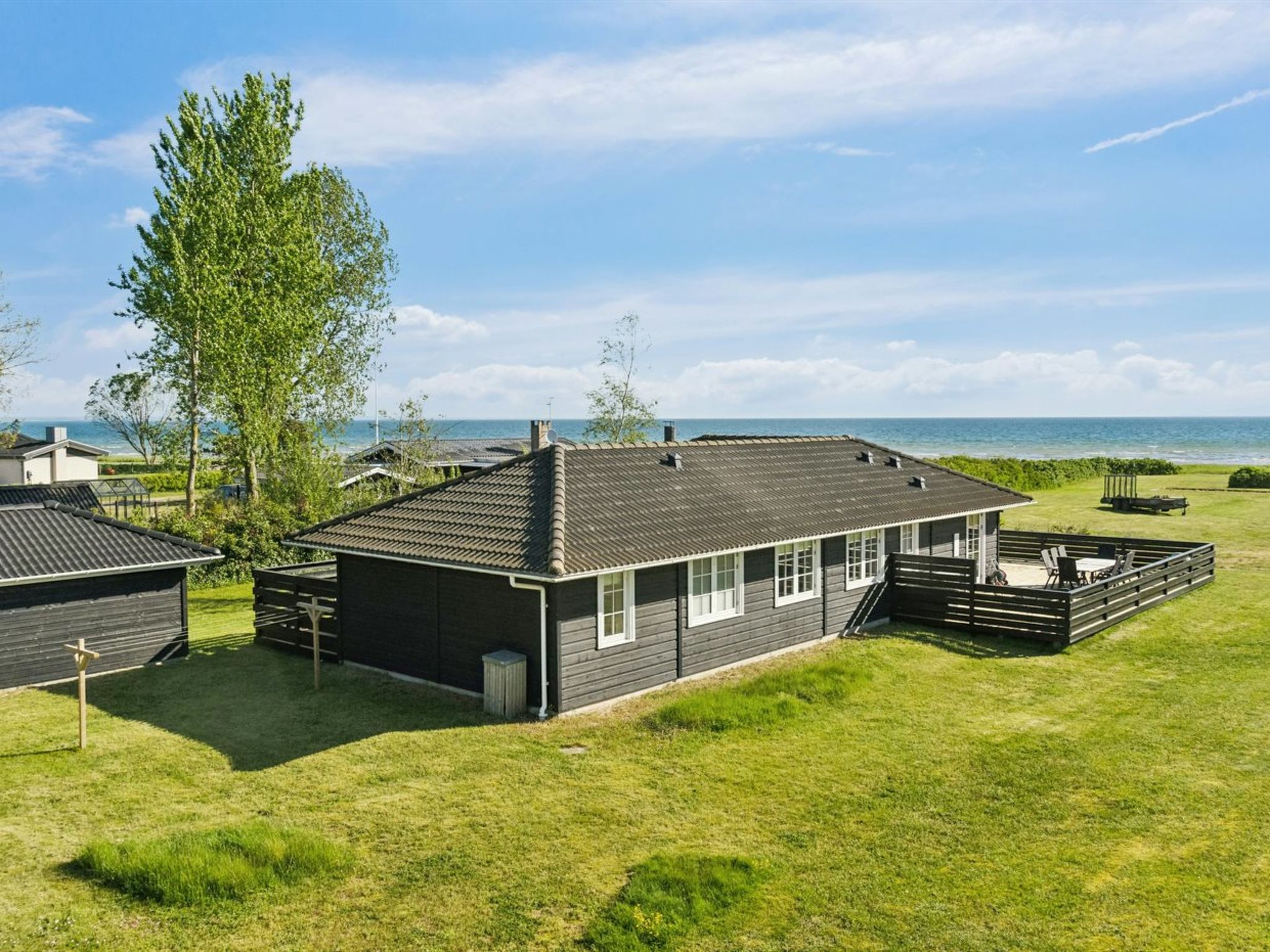 "Dietke" - 85m from the sea