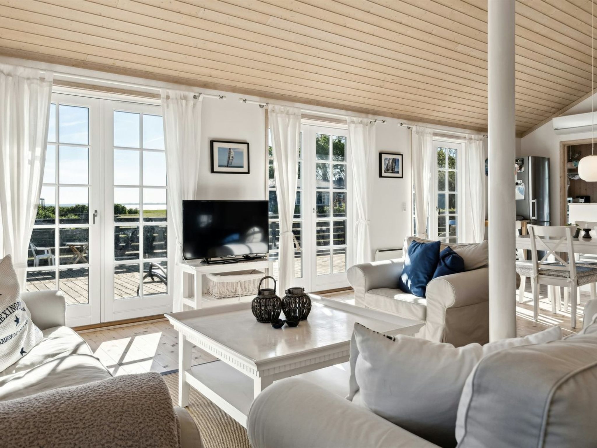 "Dietke" - 85m from the sea-Binnen