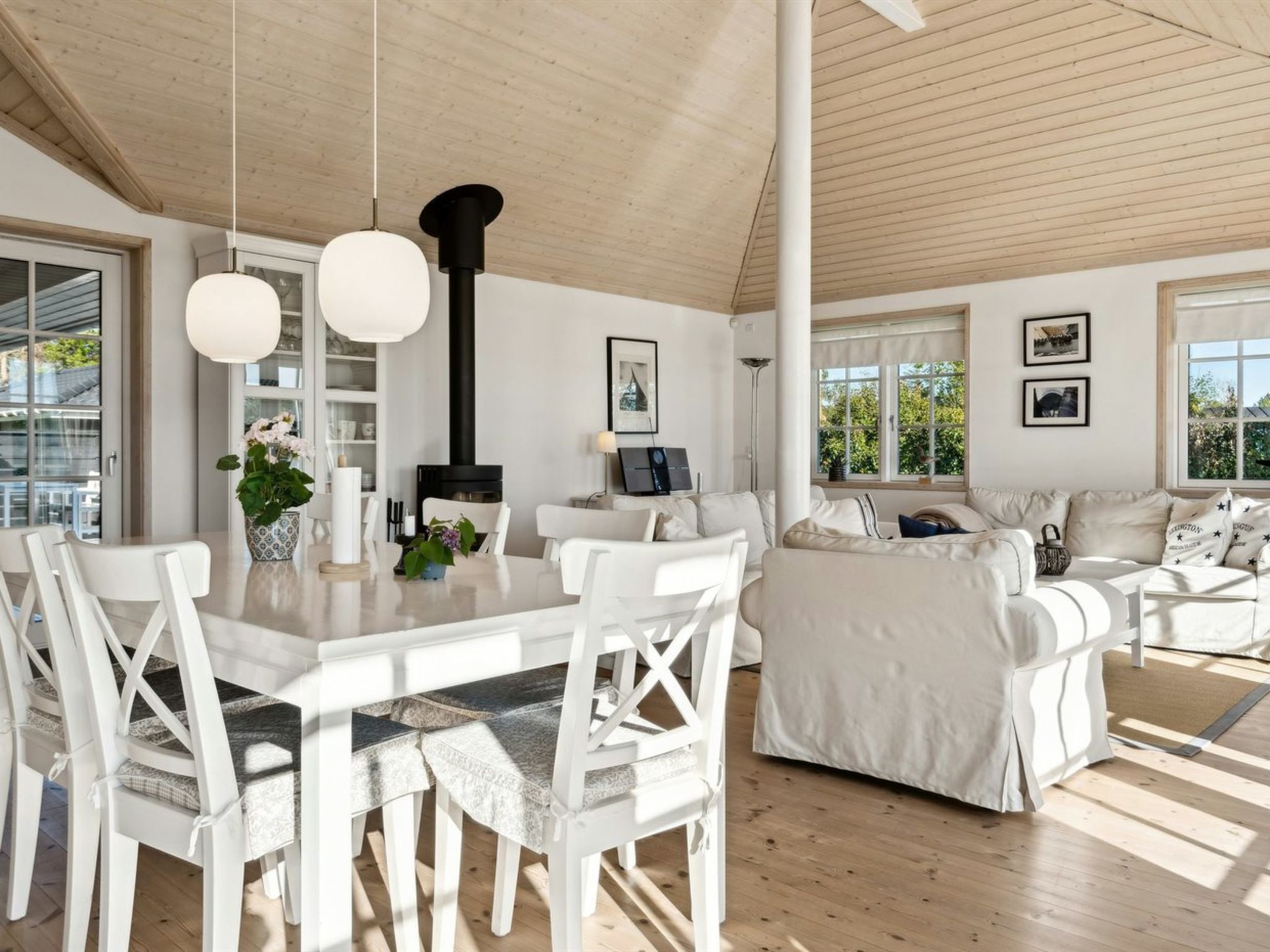 "Dietke" - 85m from the sea-Binnen