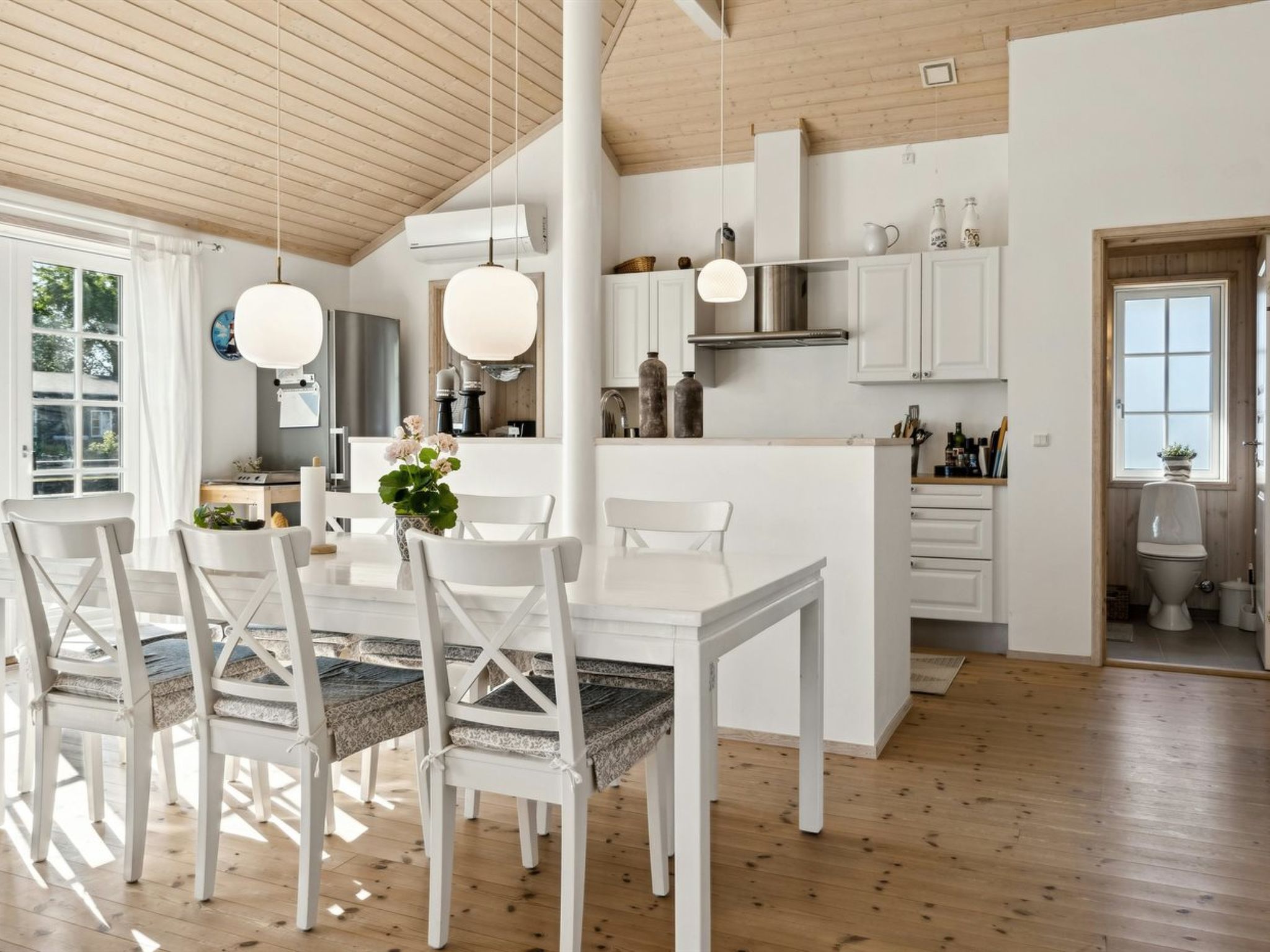 "Dietke" - 85m from the sea-Binnen