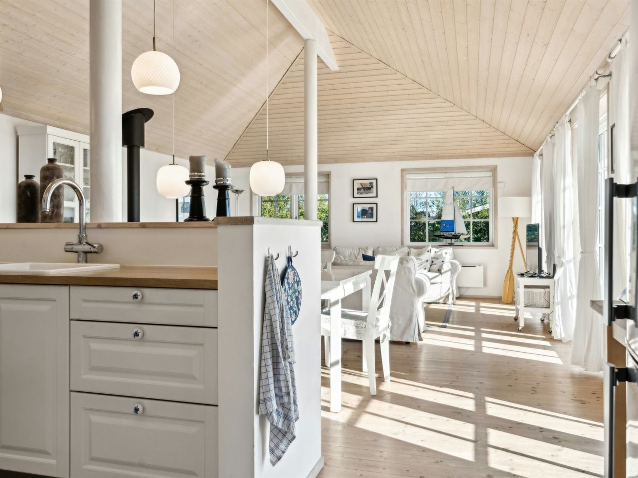 "Dietke" - 85m from the sea-Binnen