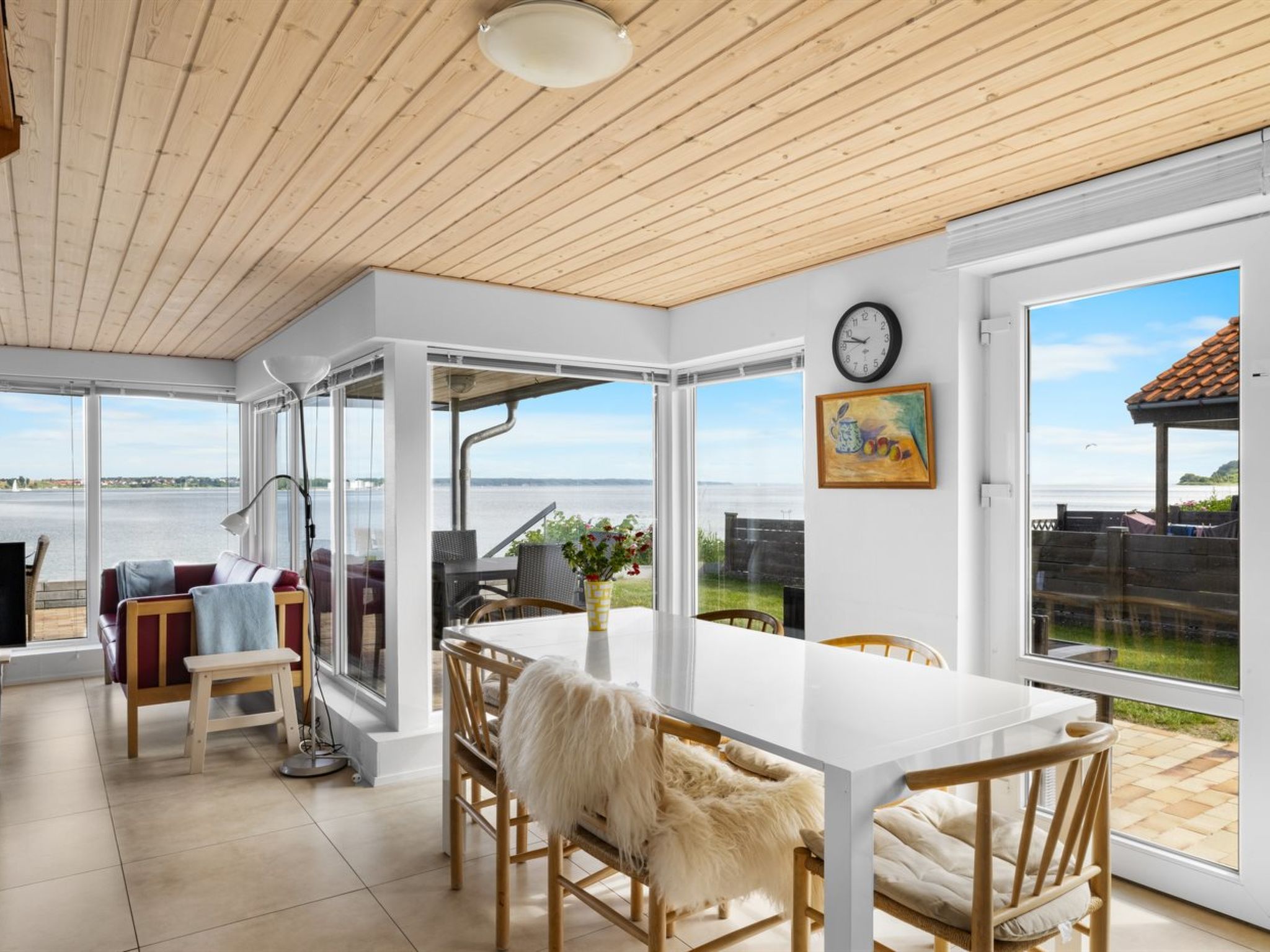 "Yngvy" - 10m from the sea - Binnen