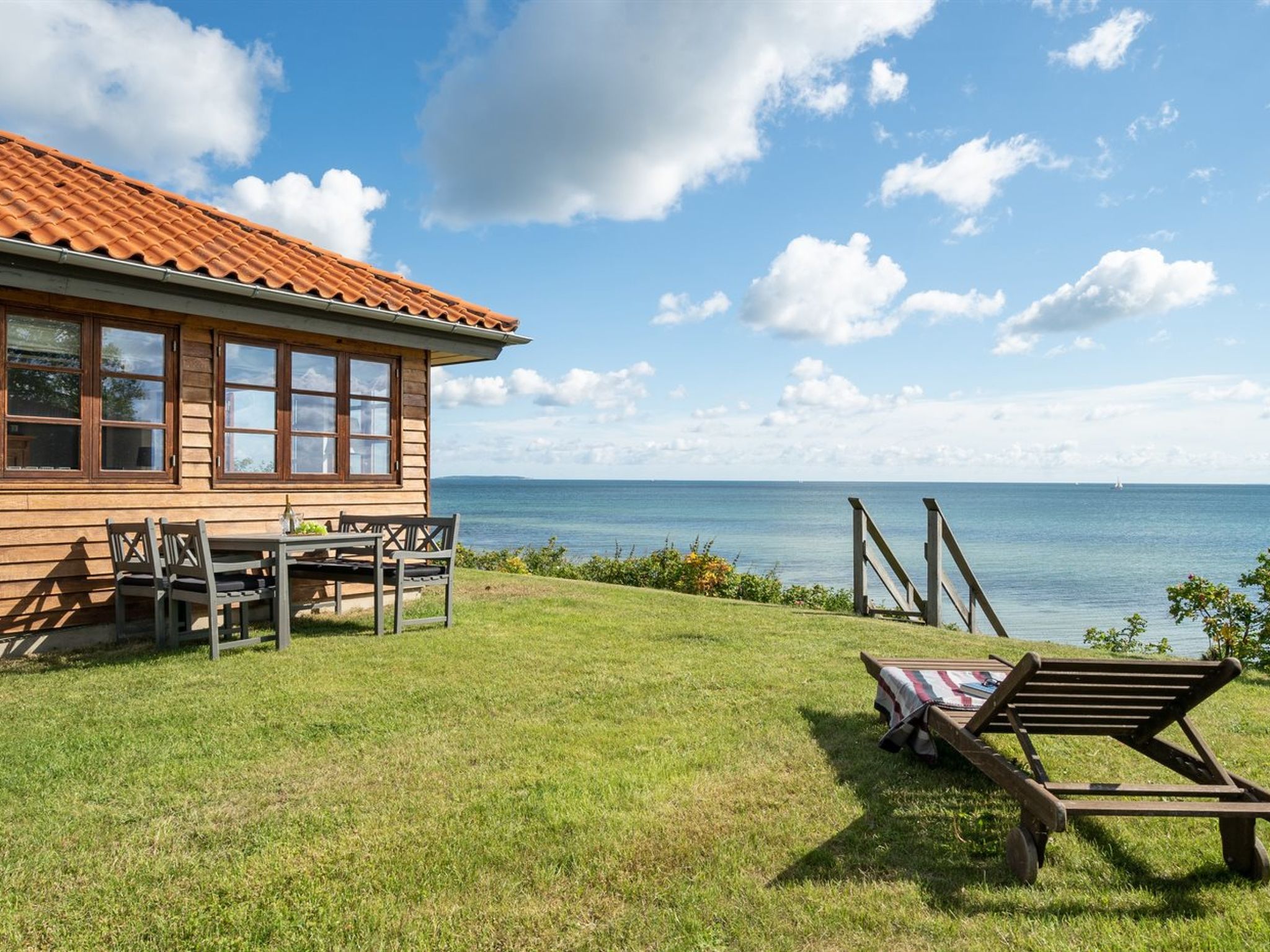 "Botmar" - 10m from the sea - Buiten