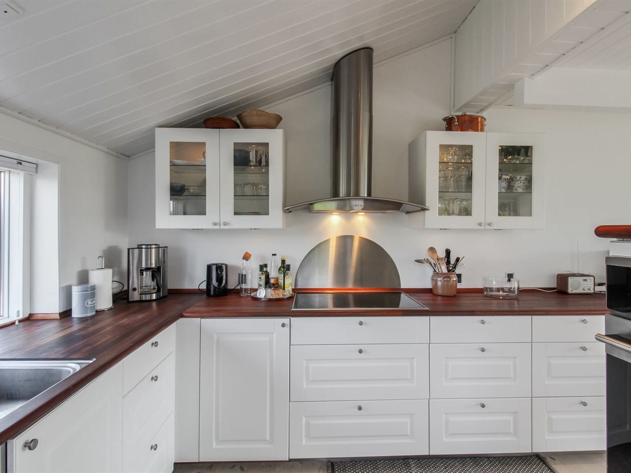 "Bisera" - 150m from the sea - Binnen