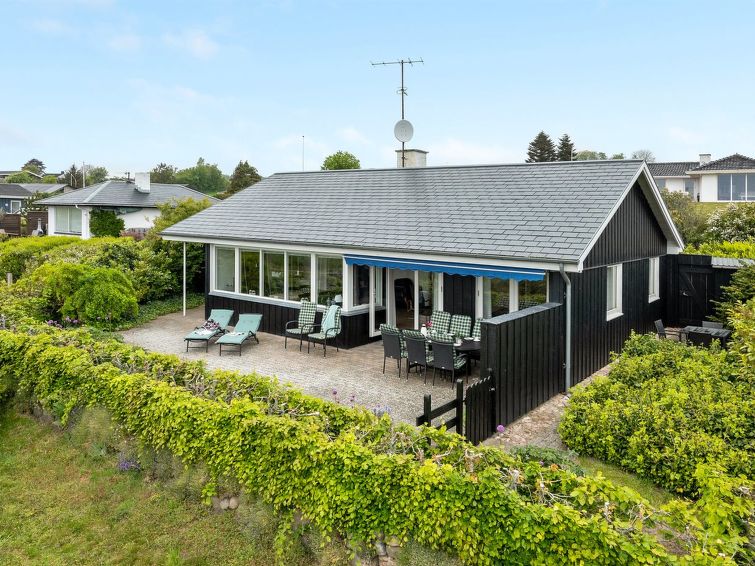 Search and Stay destination Faaborg, Denmark from . "Annalia" - 50m from the sea in Funen