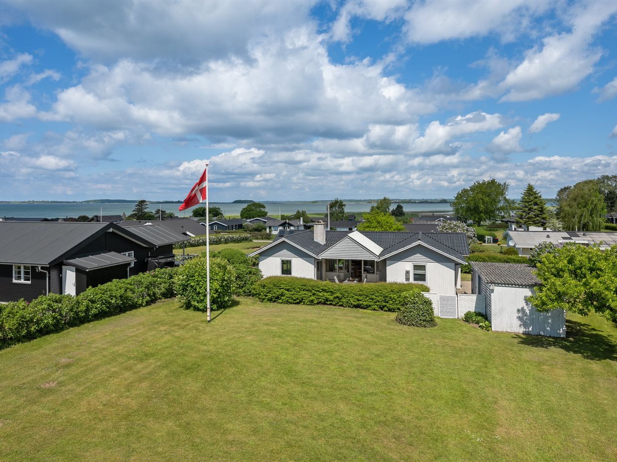 "Rise" - 250m from the sea - Buiten