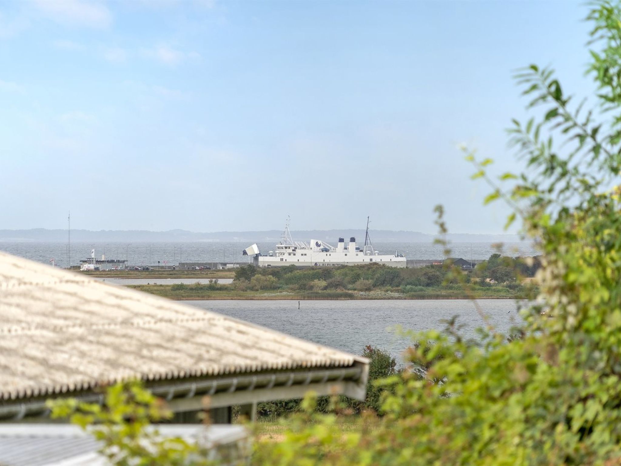 "Loi" - 200m from the sea