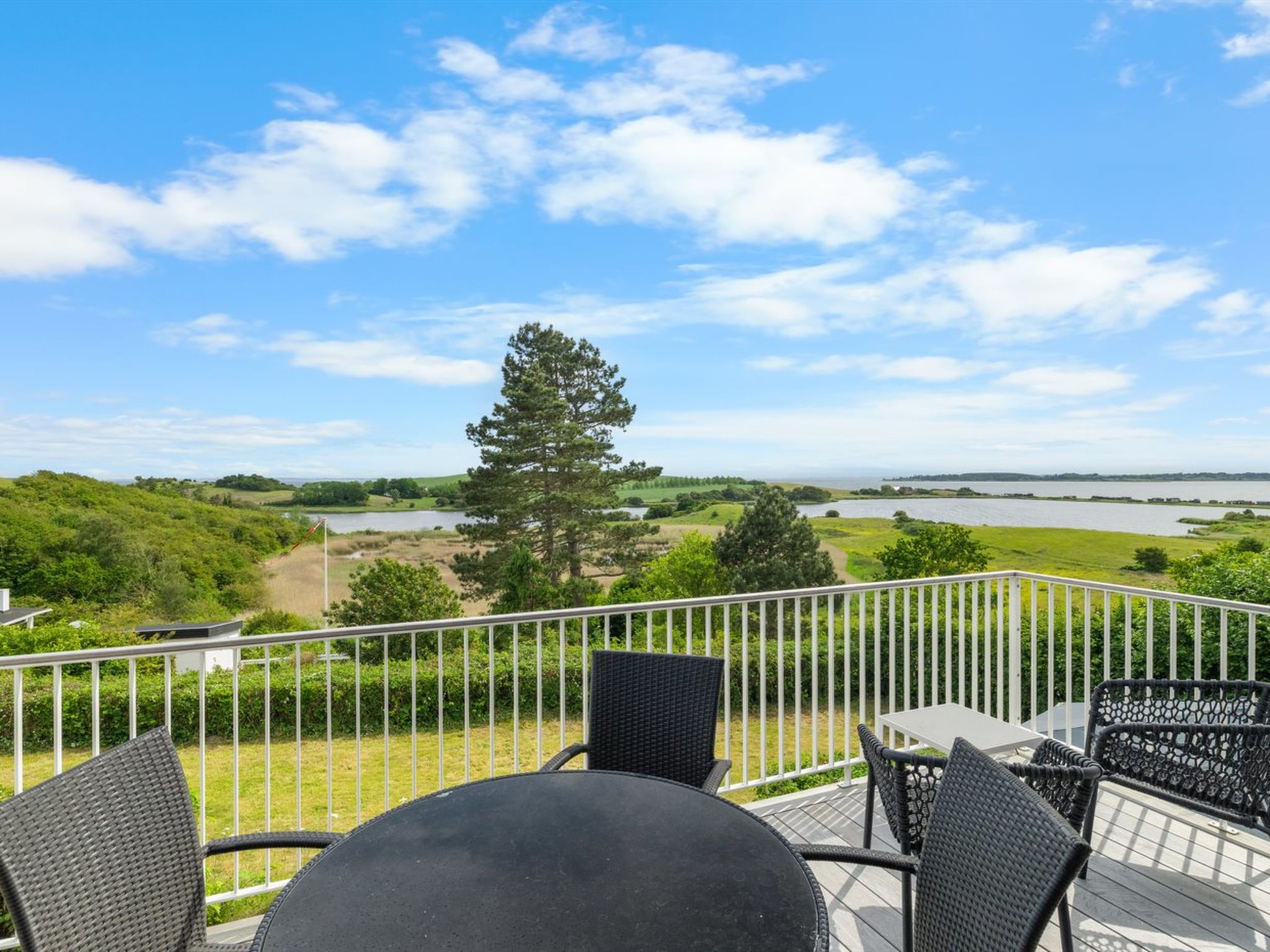 "Chayton" - 450m from the sea - Buiten