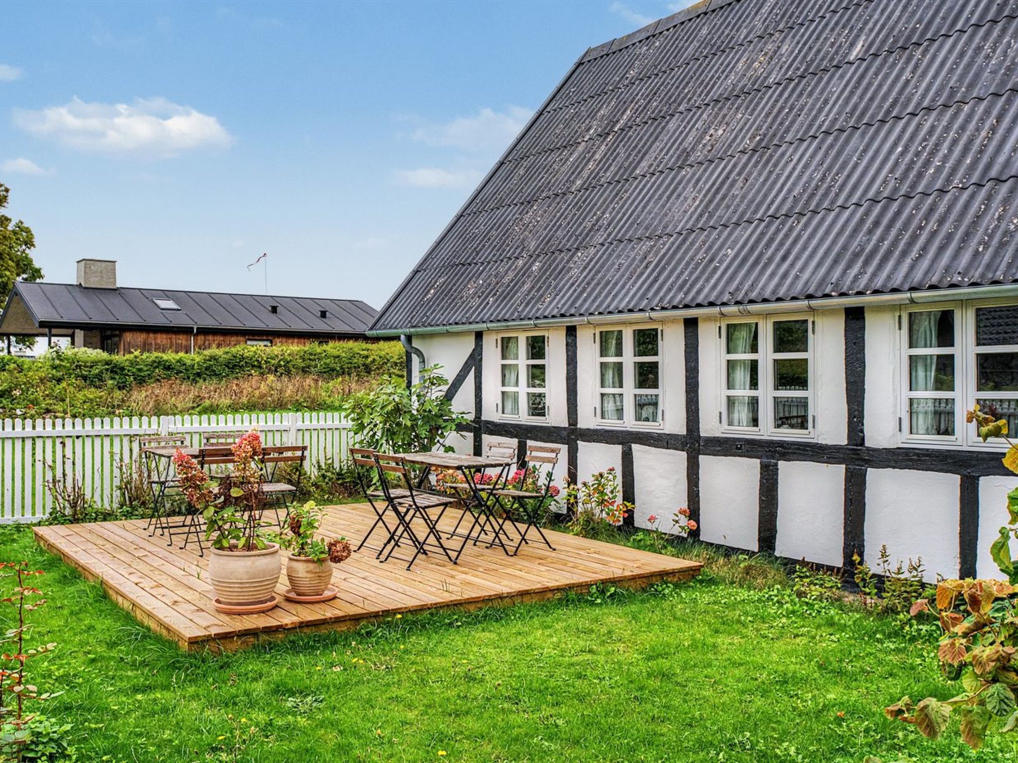 "Ilkka" - 220m from the sea - Outside
