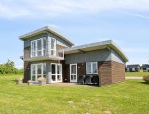 Halvor: Modern vakantiehuis met sauna en zeezicht, 275m van het strand - thumbnail 1