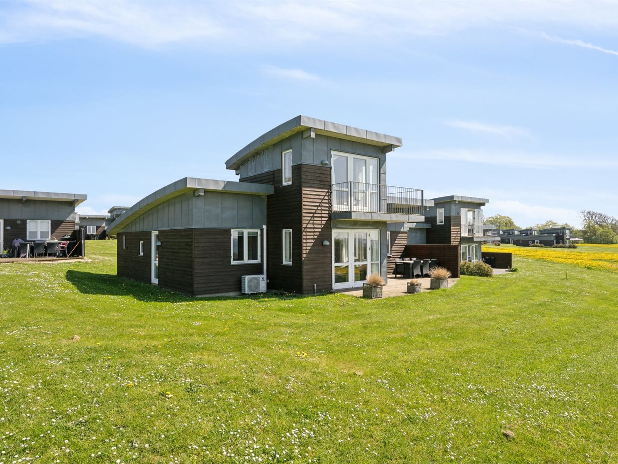 "Halvor" - 275m from the sea - Buiten