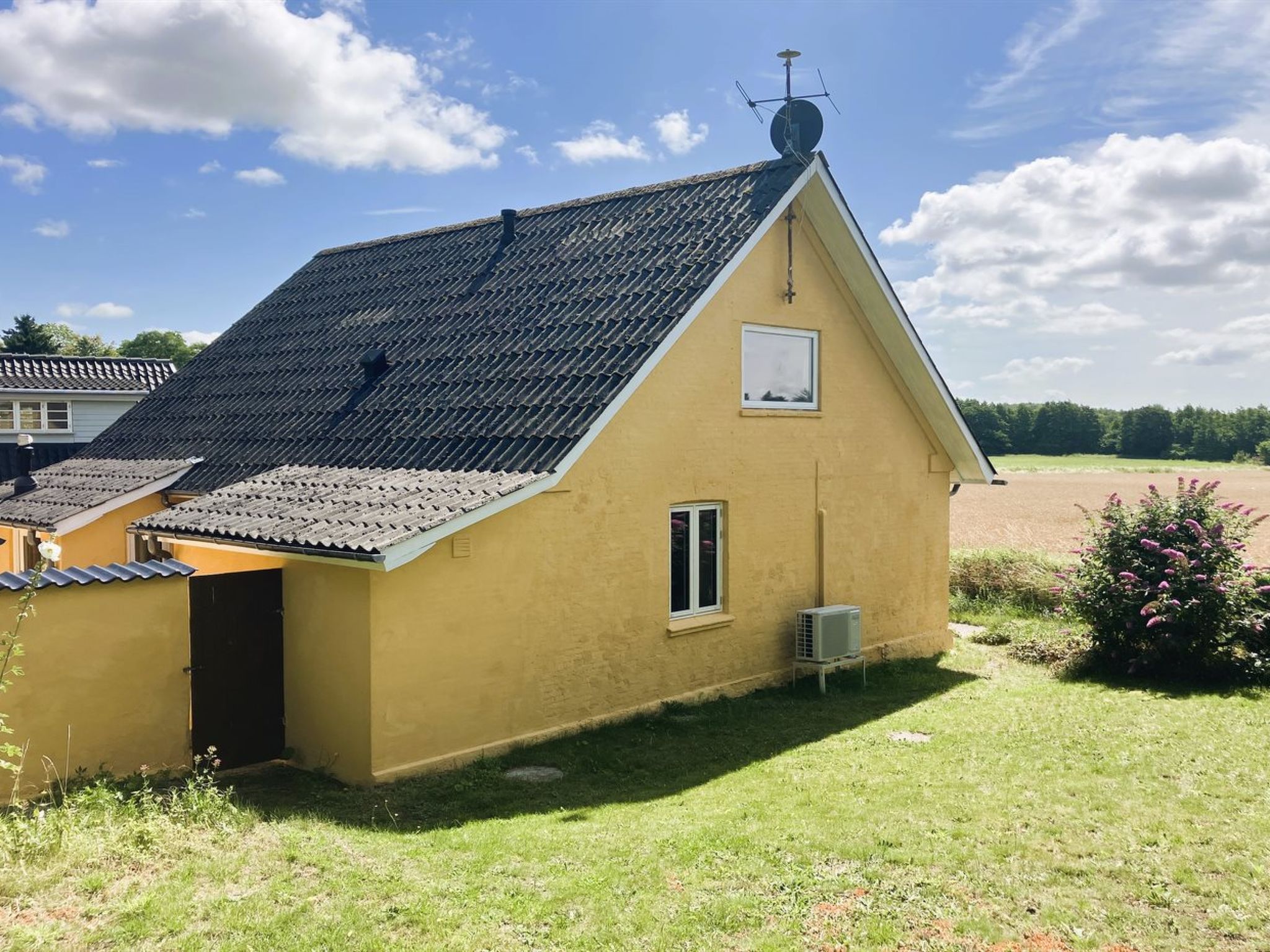 "Thessa" - 4km from the sea - Buiten
