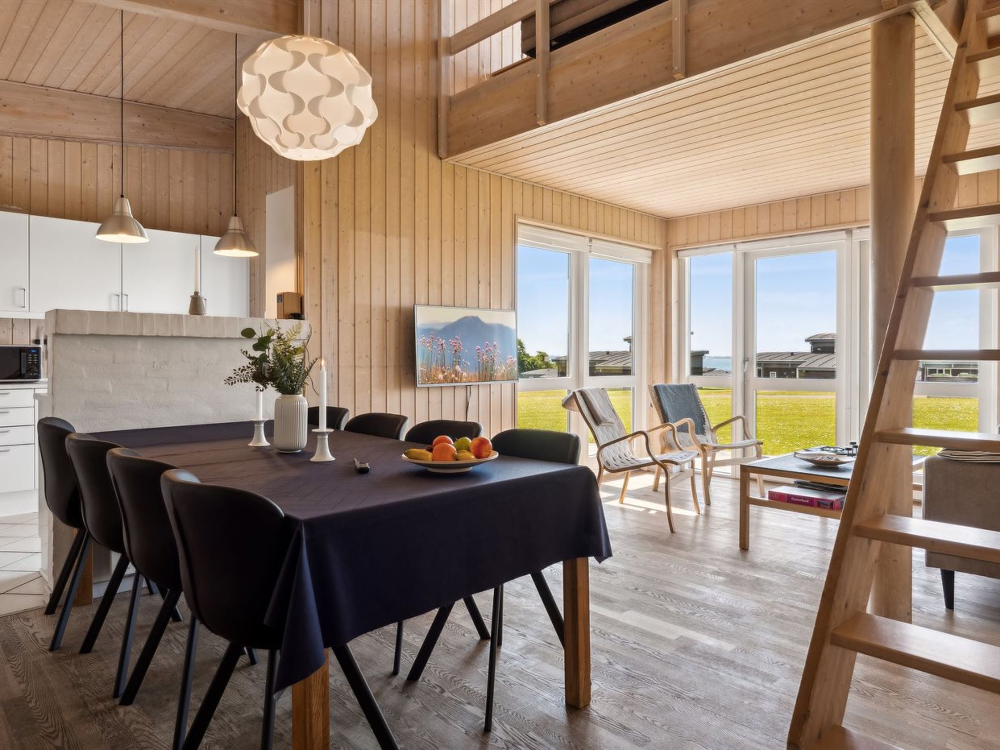 "Gudbrand" - 500m from the sea-Drinnen