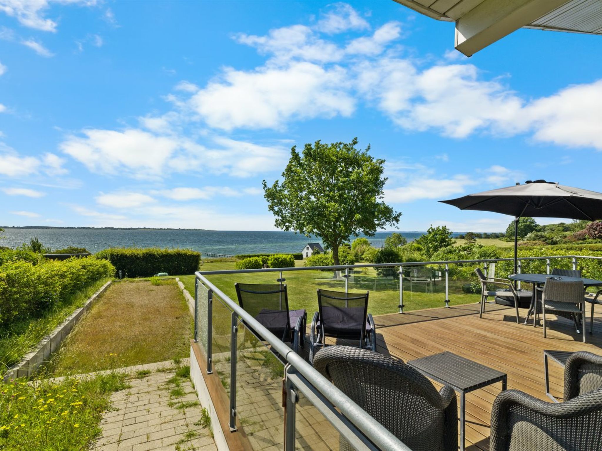 "Ubavka" - 100m from the sea-Draußen