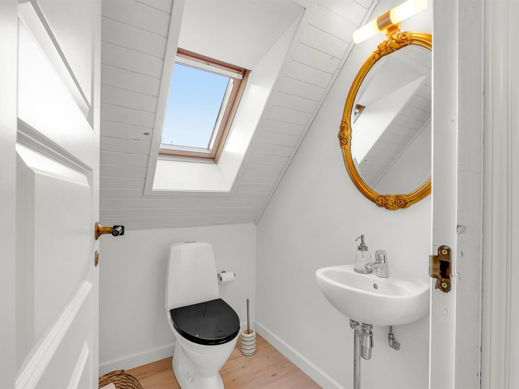 "Noreen" - 500m from the sea - Binnen