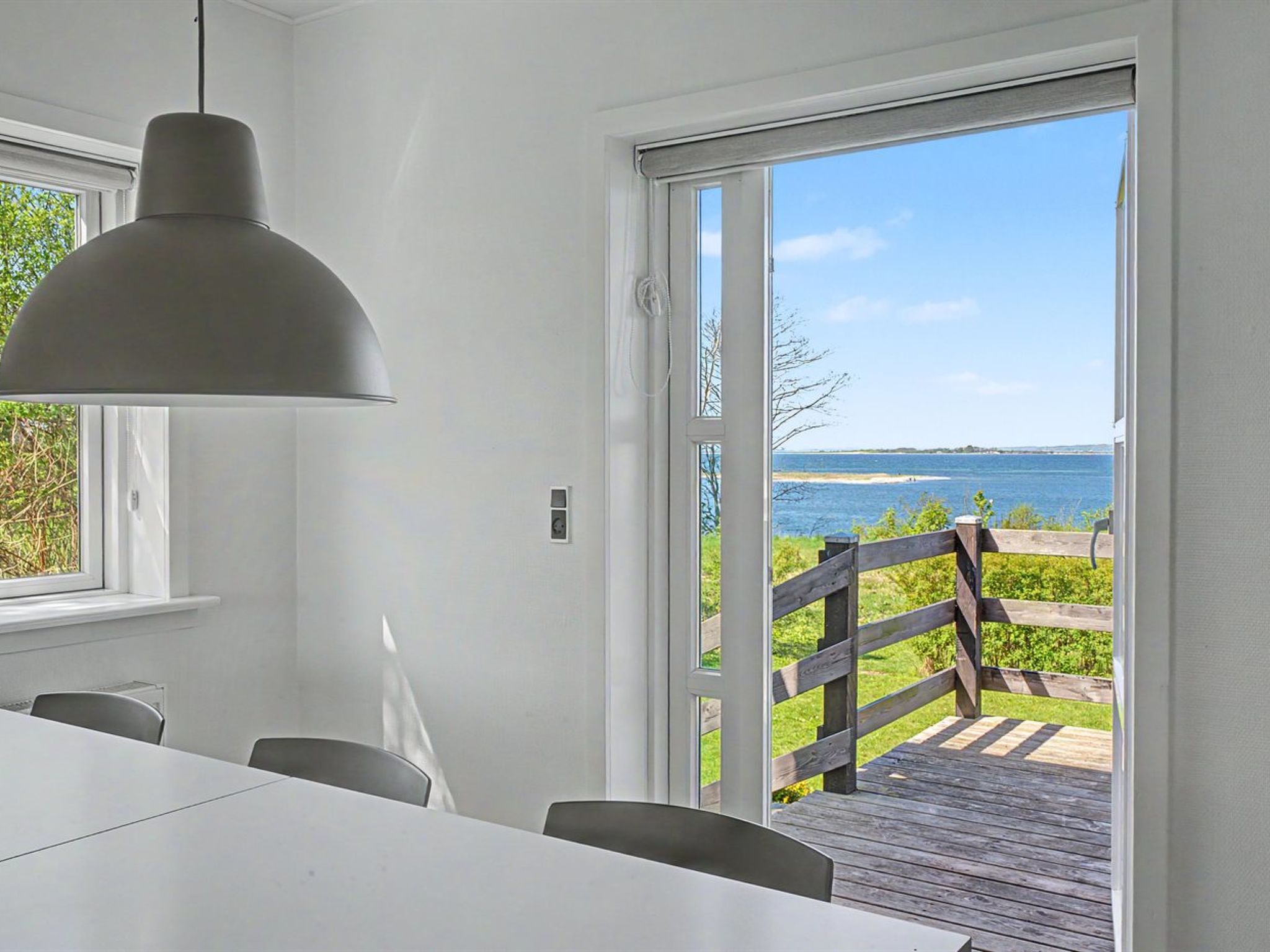 "Hjort" - 80m from the sea - Inside