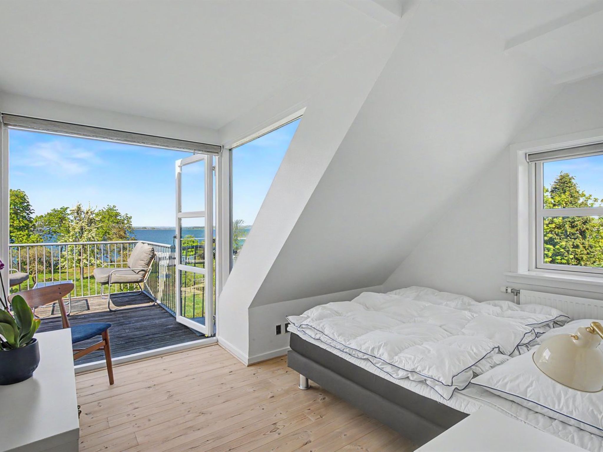 "Hjort" - 80m from the sea - Inside