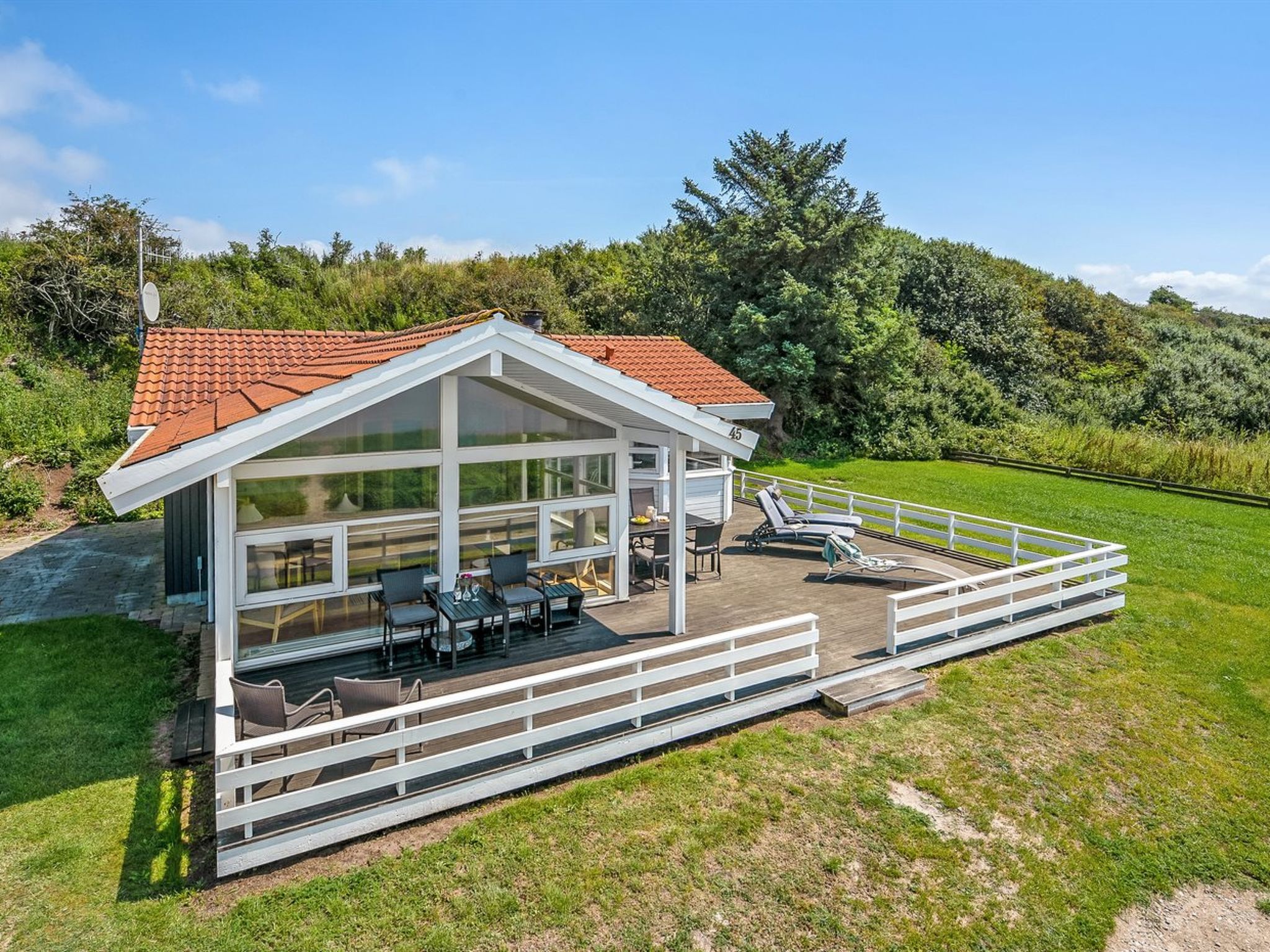 "Arnwith" - 20m from the sea-Buiten