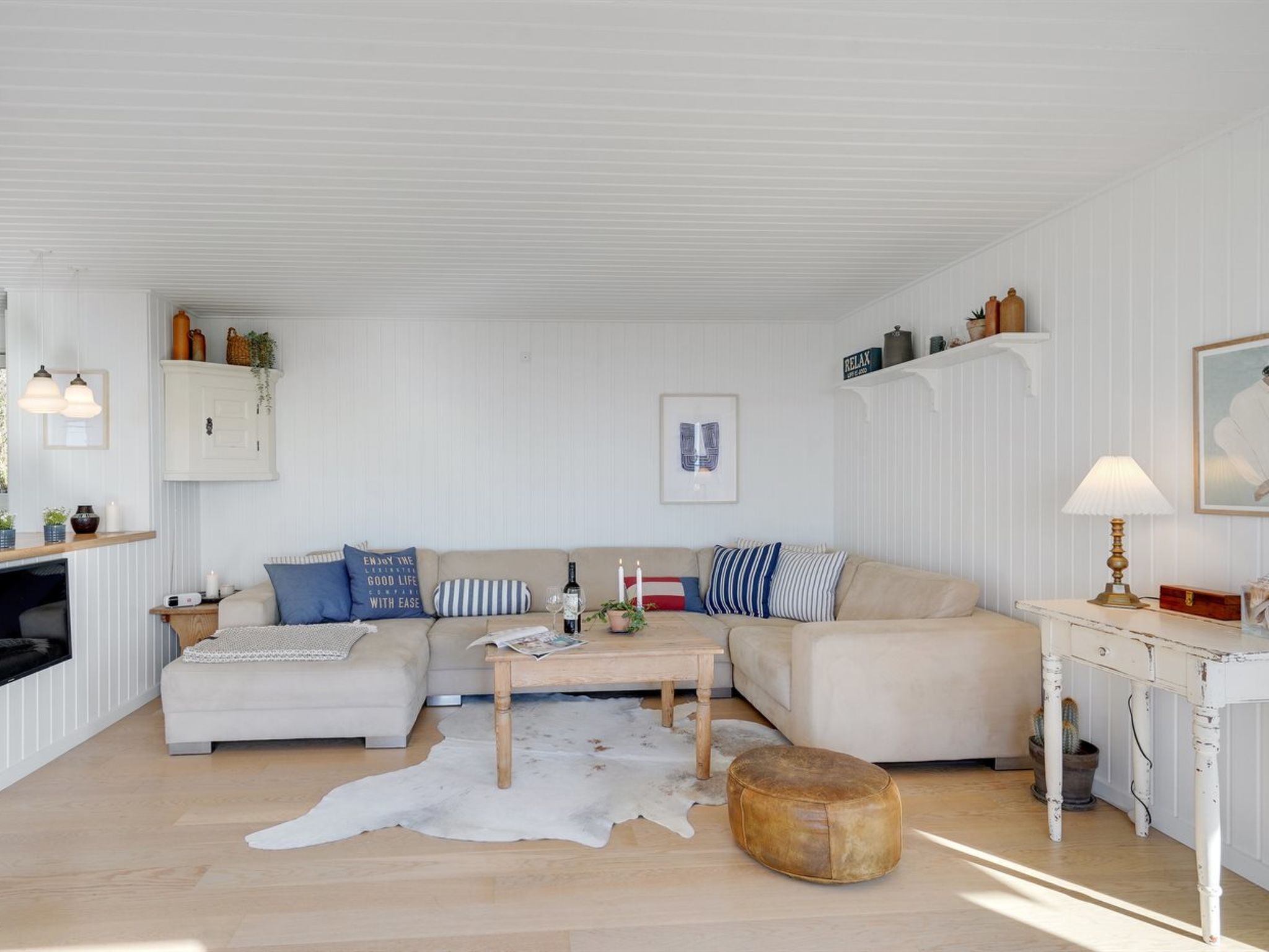 "Pellervo" - 20m from the sea - Binnen