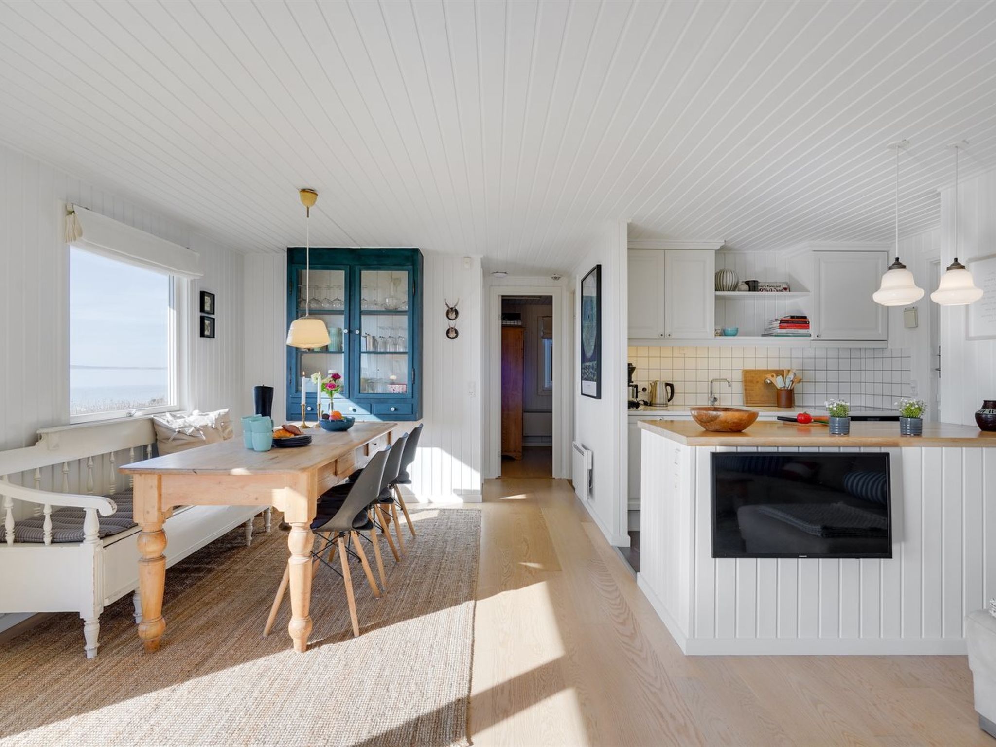 "Pellervo" - 20m from the sea - Binnen