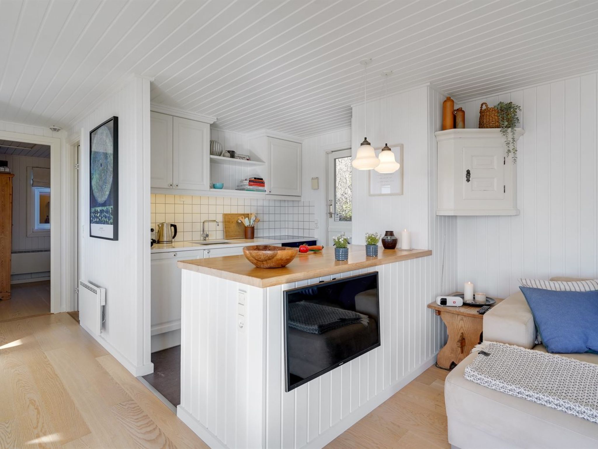 "Pellervo" - 20m from the sea - Binnen