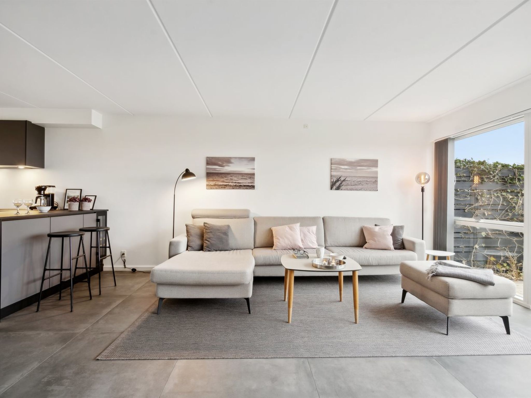"Lucjan" - 50m from the sea - Binnen