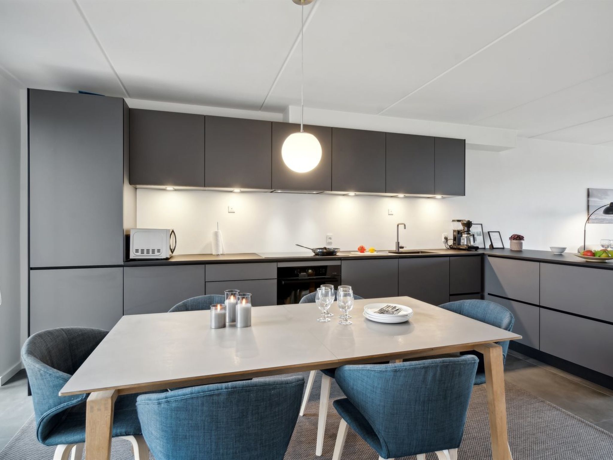 "Lucjan" - 50m from the sea - Binnen
