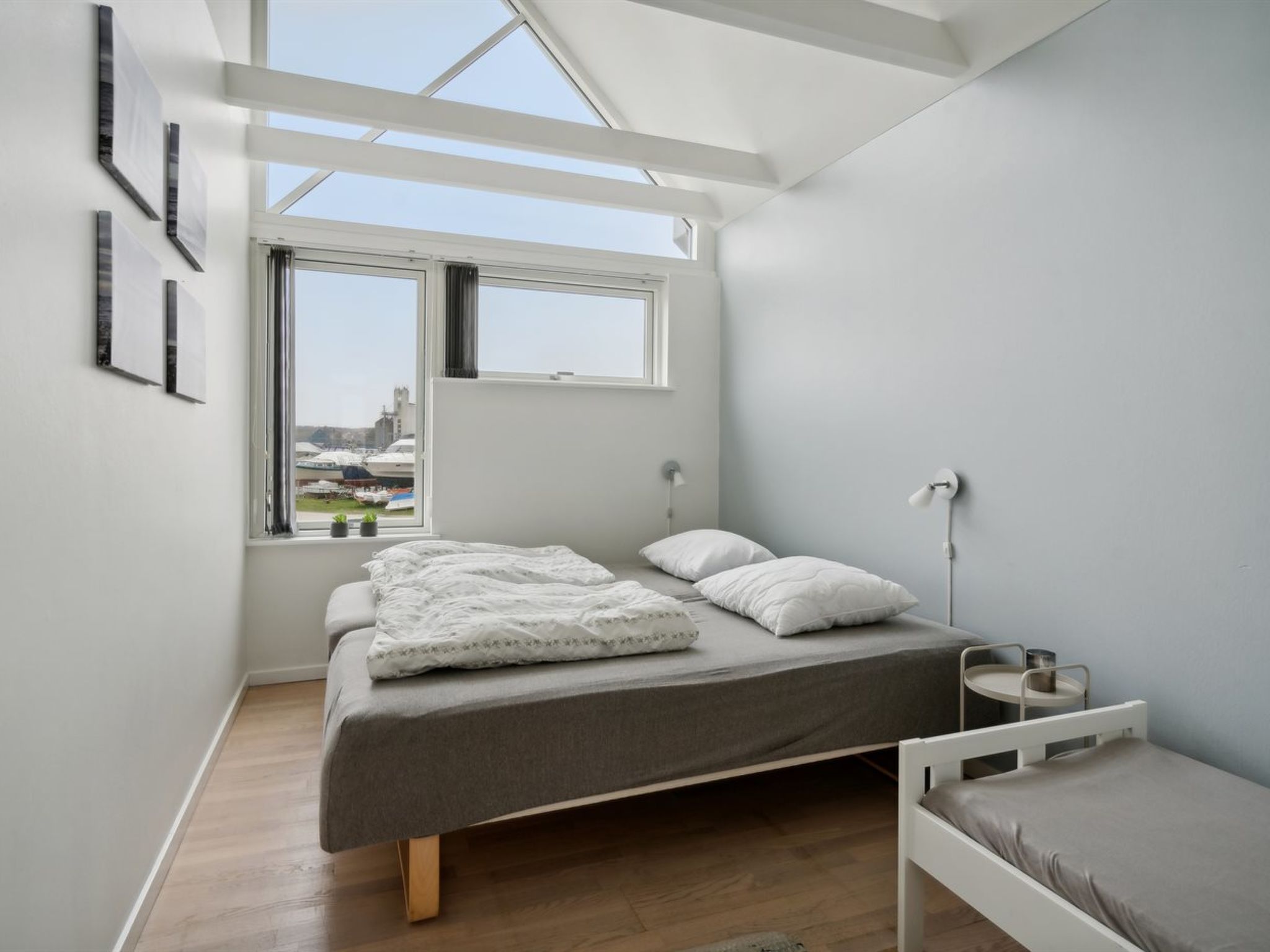 "Lucjan" - 50m from the sea - Binnen