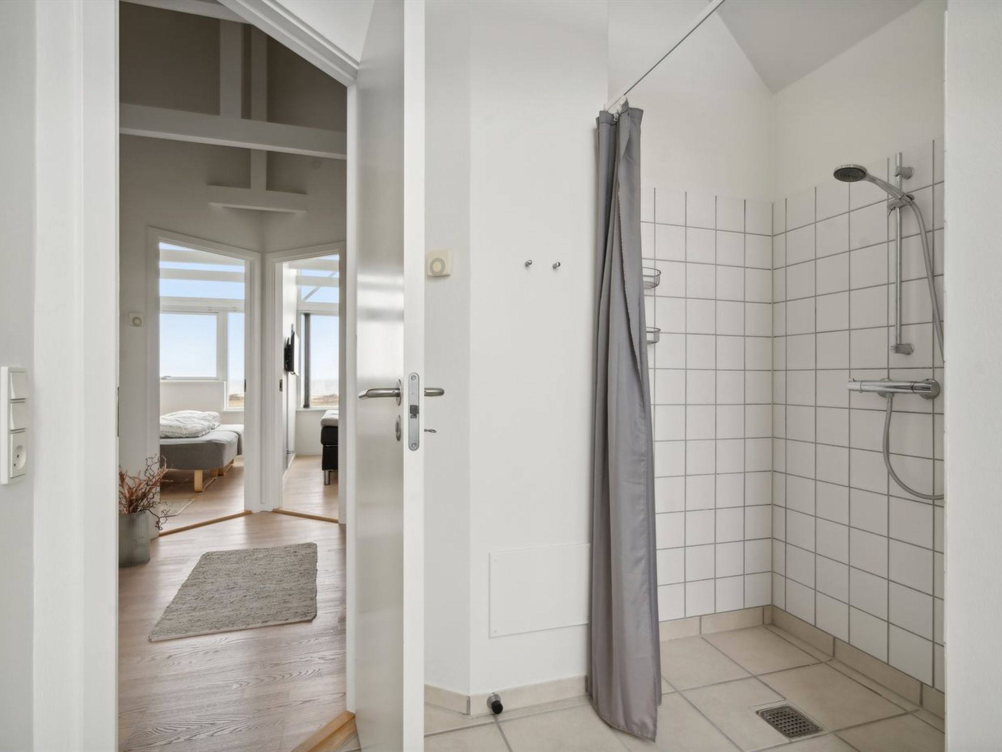 "Lucjan" - 50m from the sea - Binnen