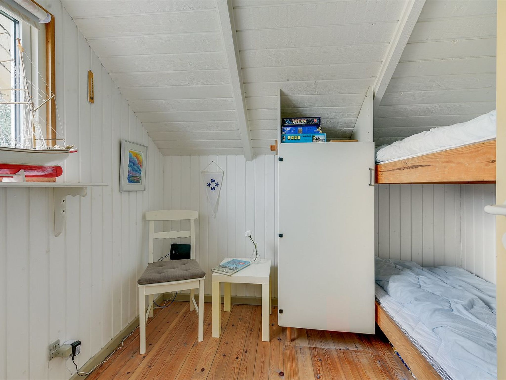 "Hjalmine" - 250m from the sea-Binnen
