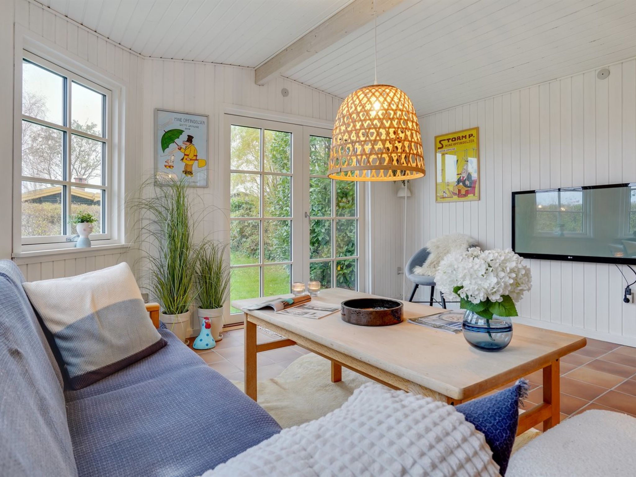 "Maybrit" - 50m from the sea-Binnen