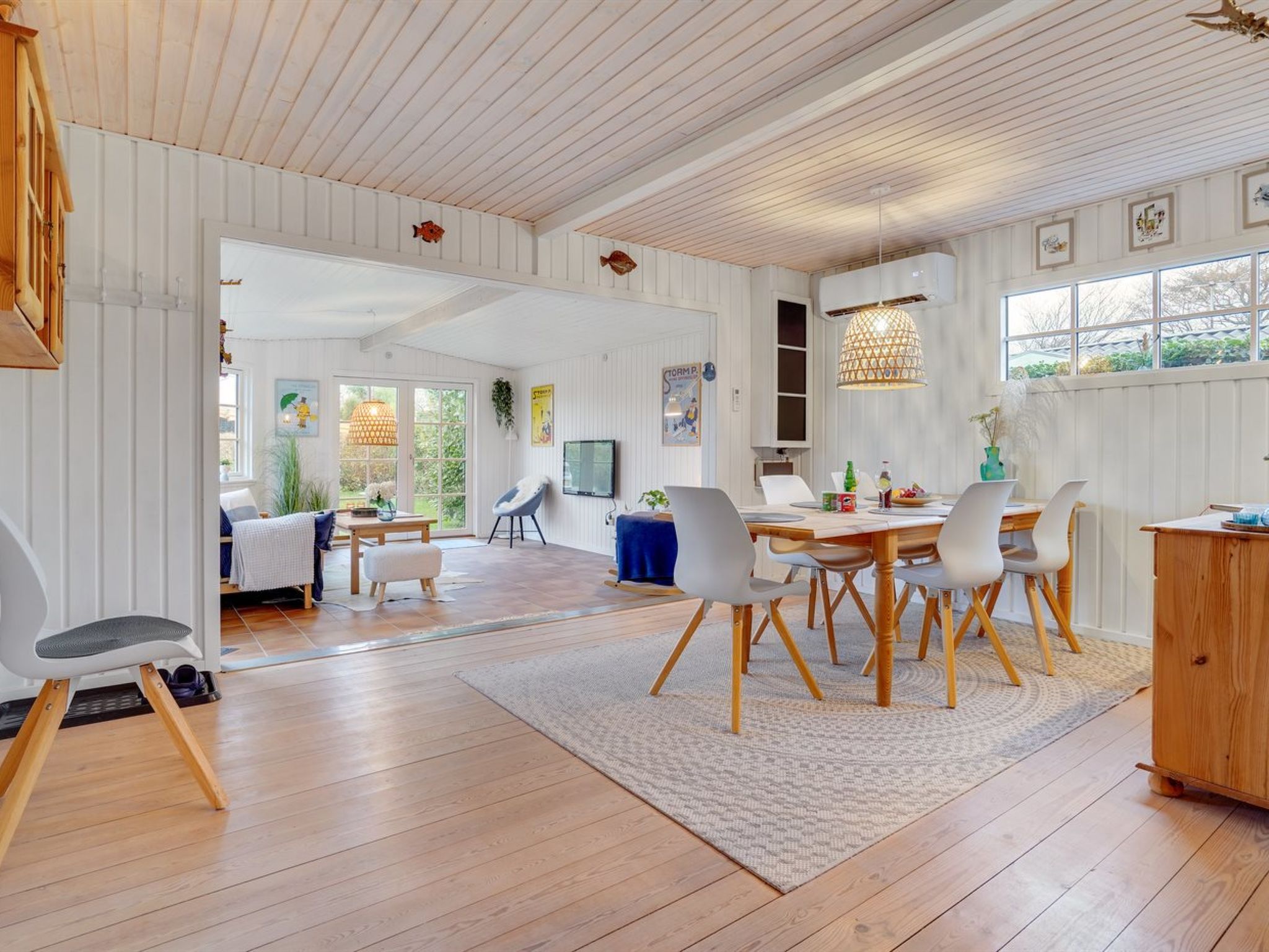 "Maybrit" - 50m from the sea-Binnen