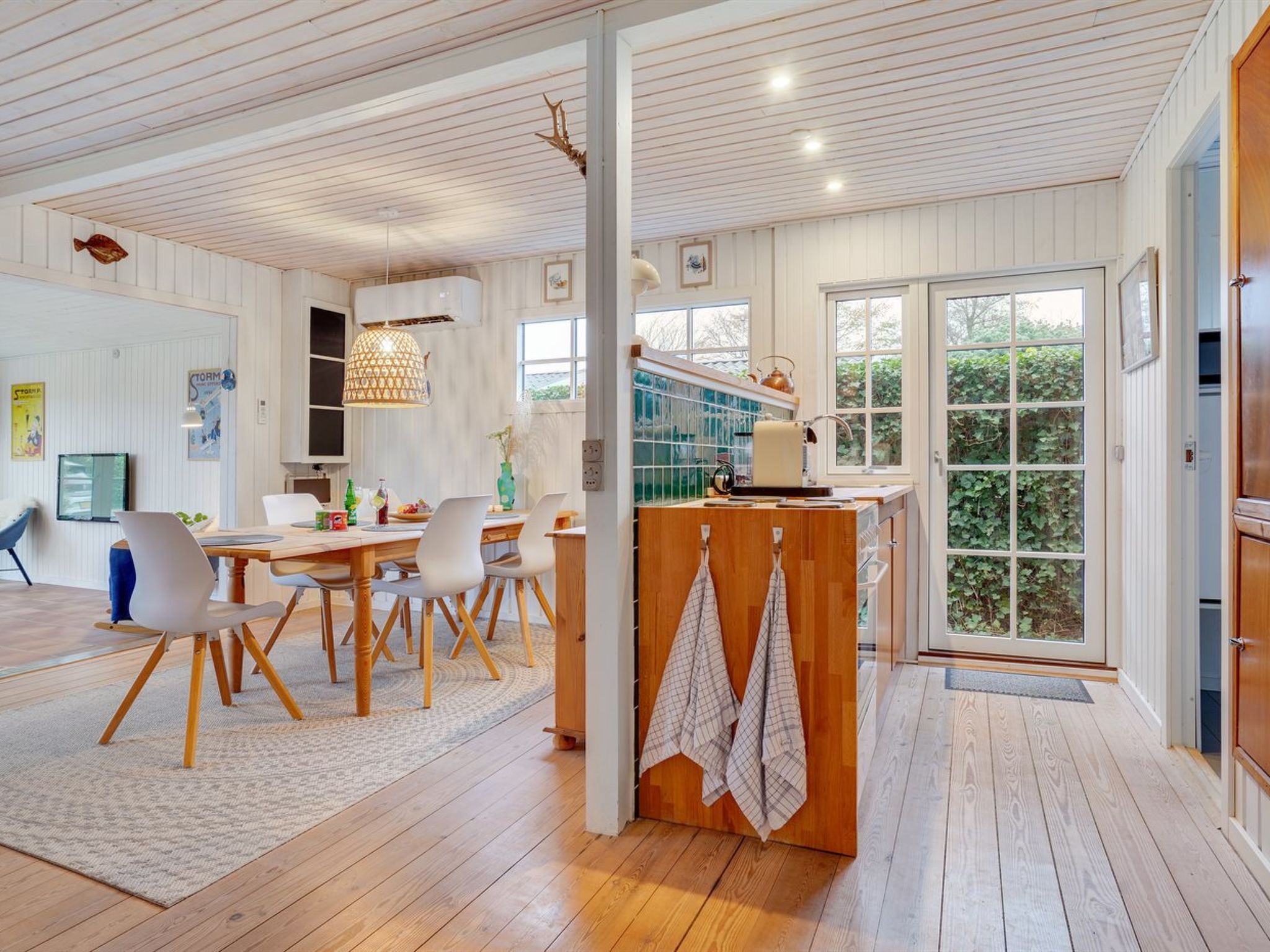 "Maybrit" - 50m from the sea-Binnen