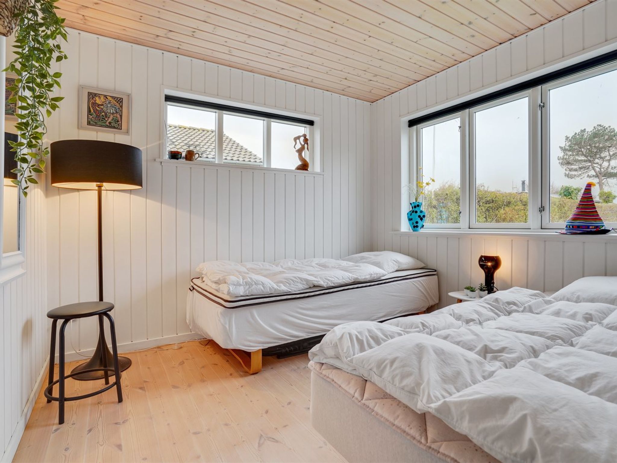 "Maybrit" - 50m from the sea-Binnen