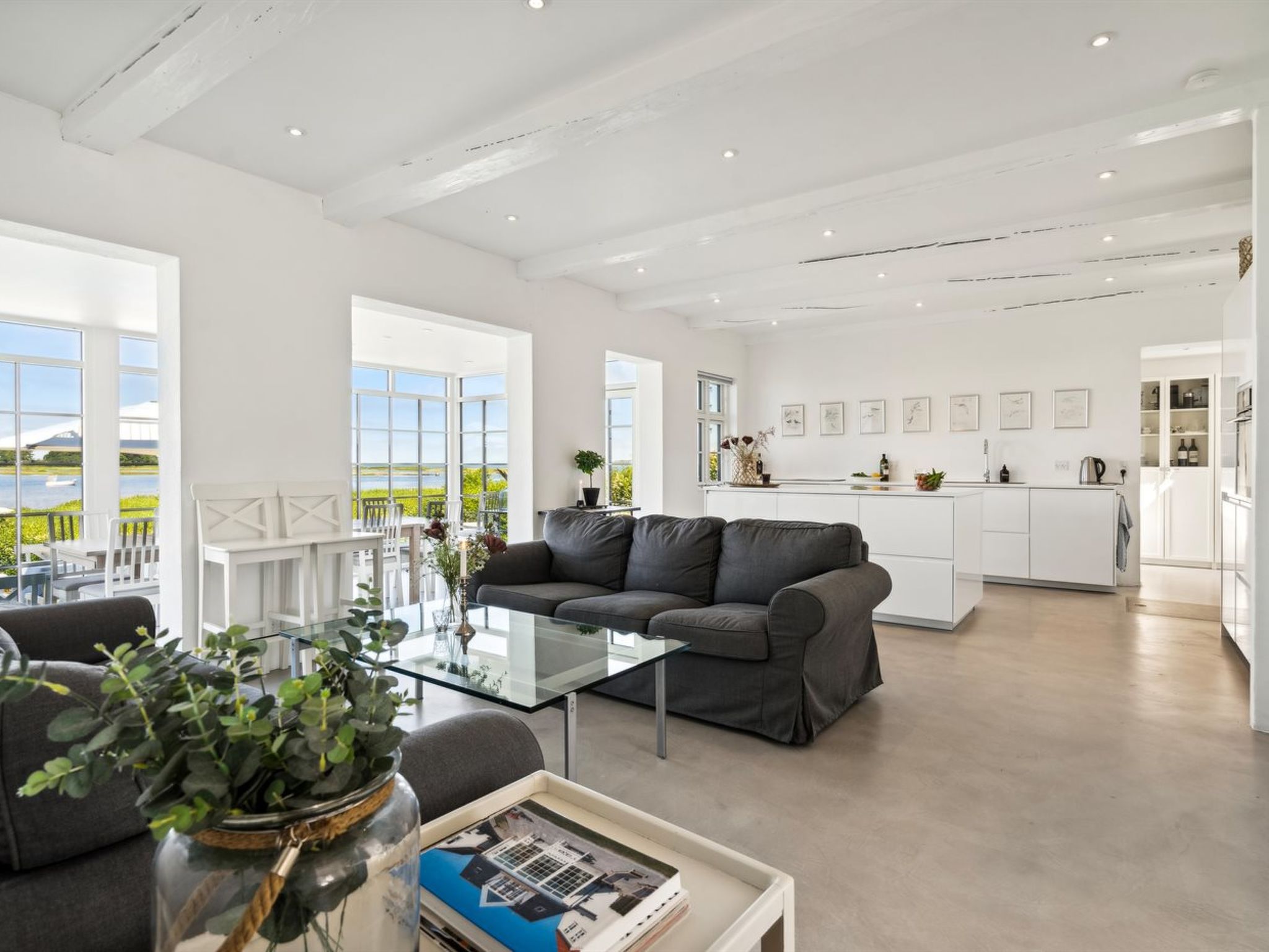 "Devis" - 75m from the sea - Drinnen