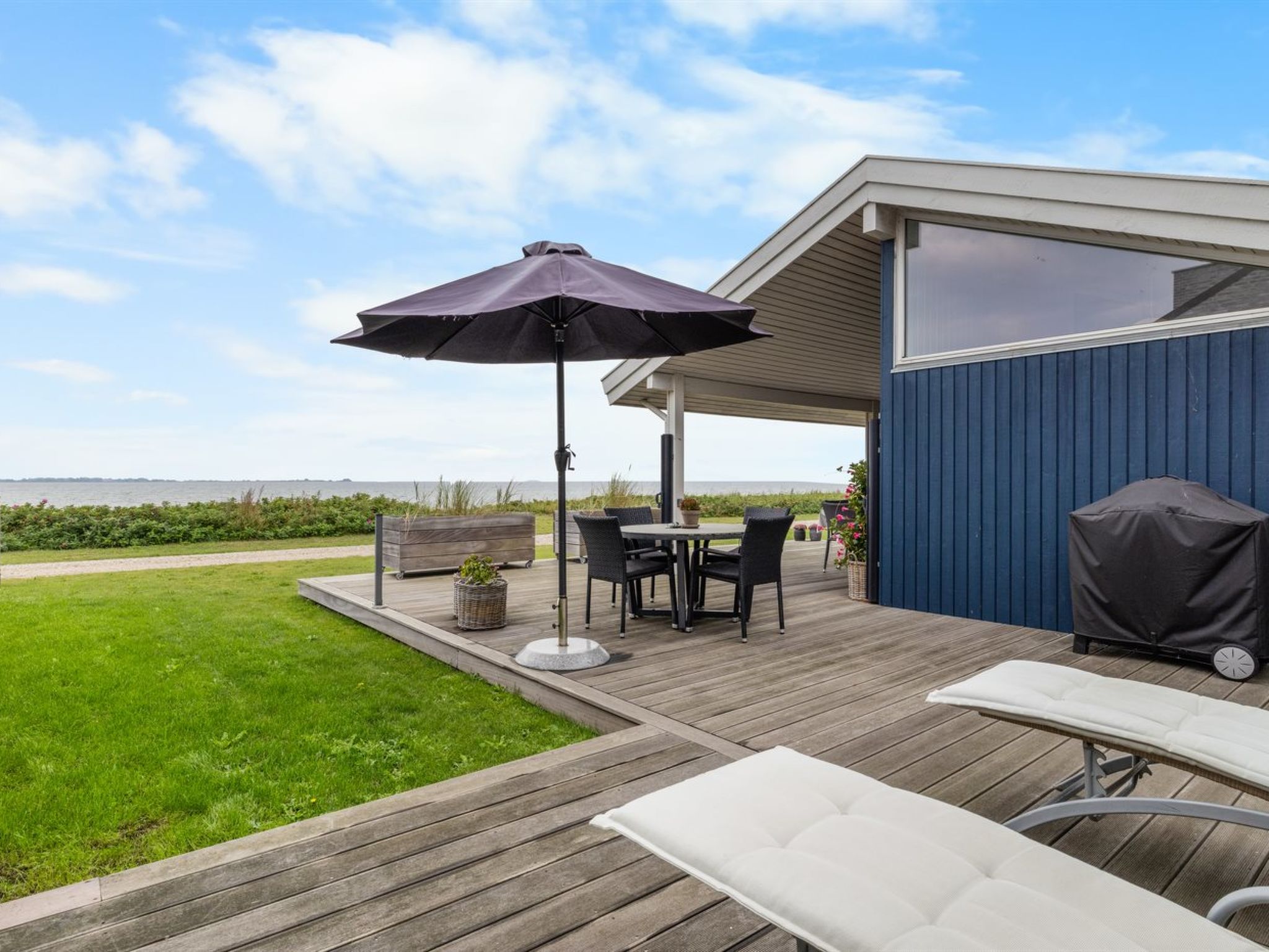 "Gertje" - 20m from the sea-Buiten