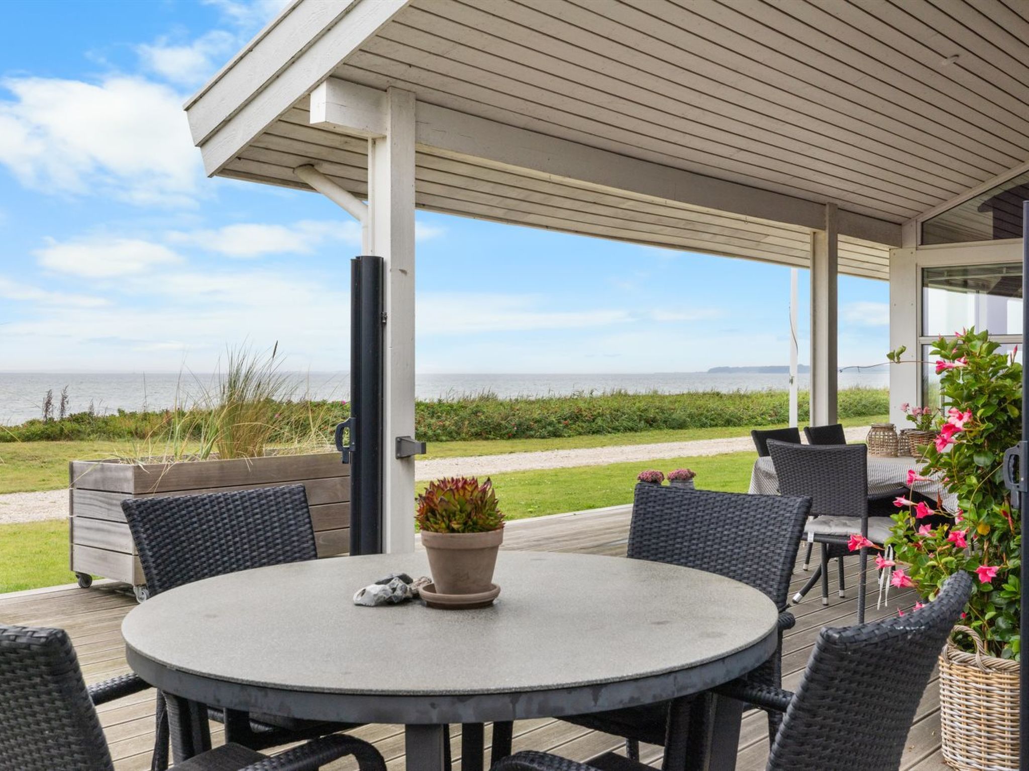 "Gertje" - 20m from the sea-Buiten