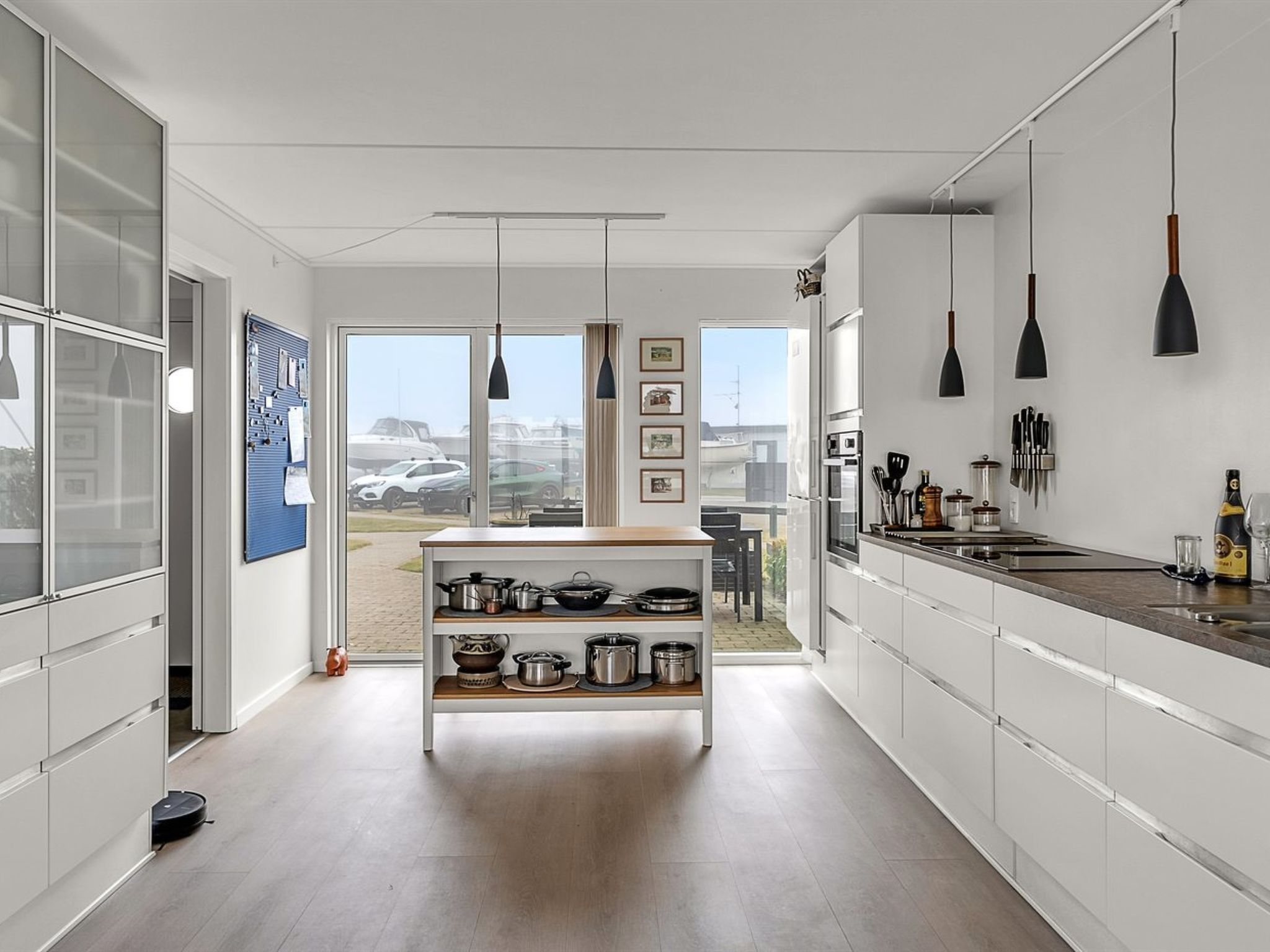 "Suna" - 95m from the sea - Inside