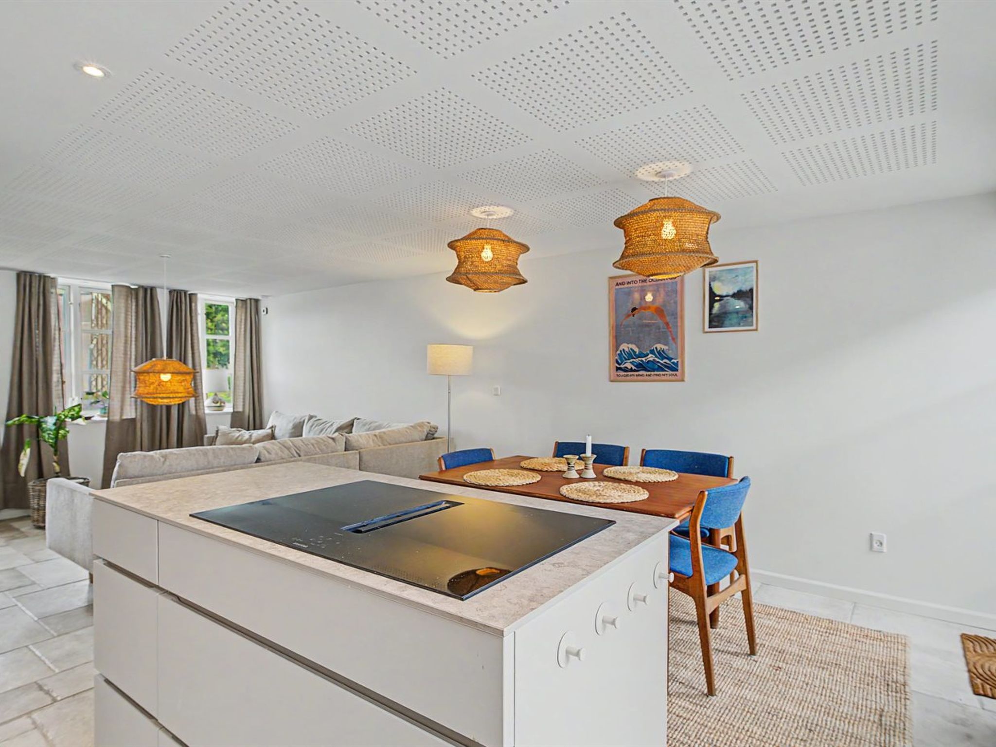 "Swarthofthi" - 90m from the sea - Binnen