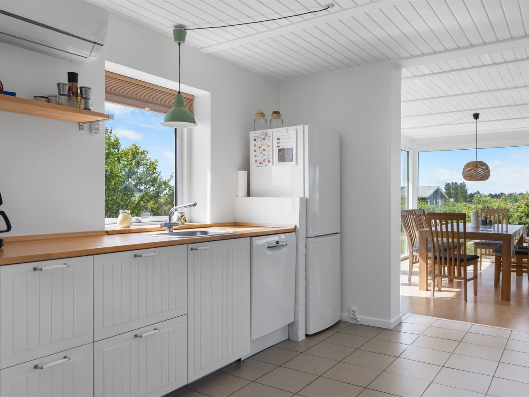 "Dusine" - 340m from the sea - Dedans