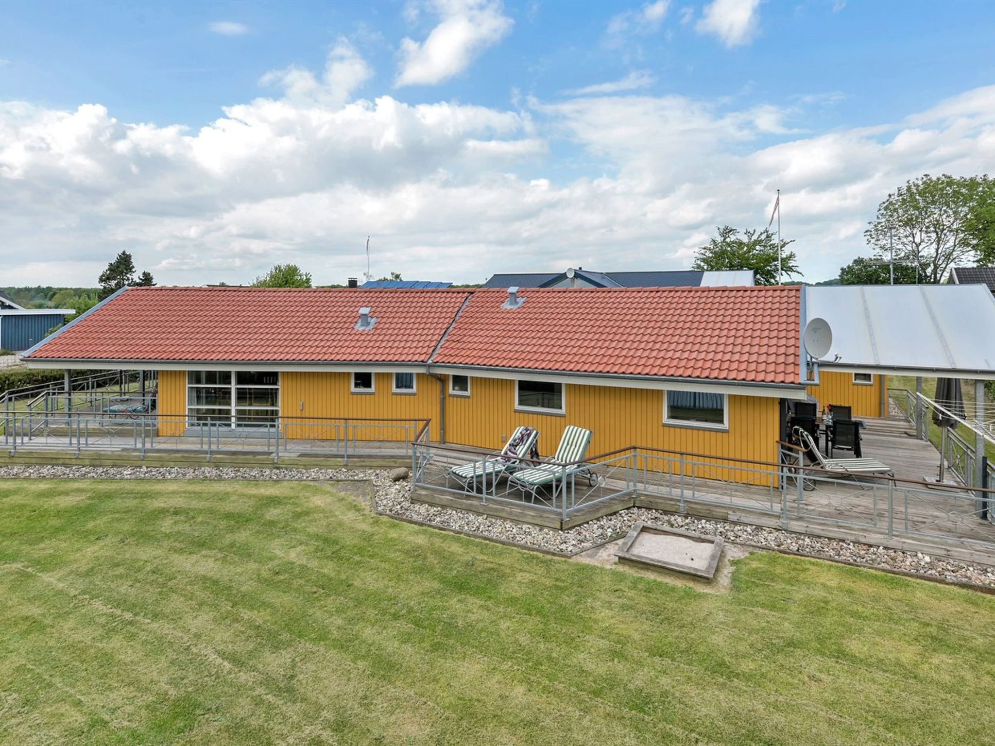 "Hjalmar" - 400m from the sea - Buiten