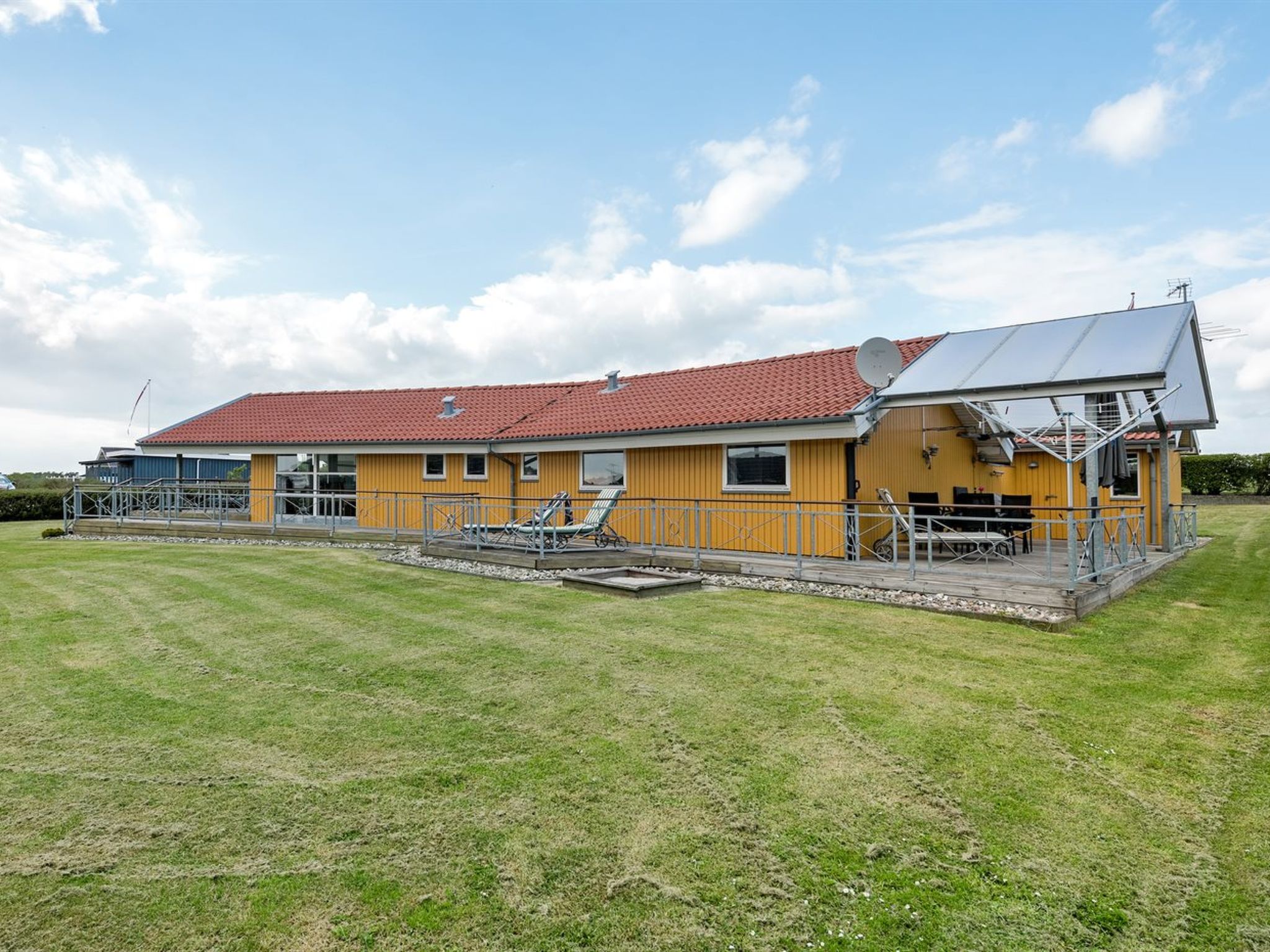 "Hjalmar" - 400m from the sea - Buiten
