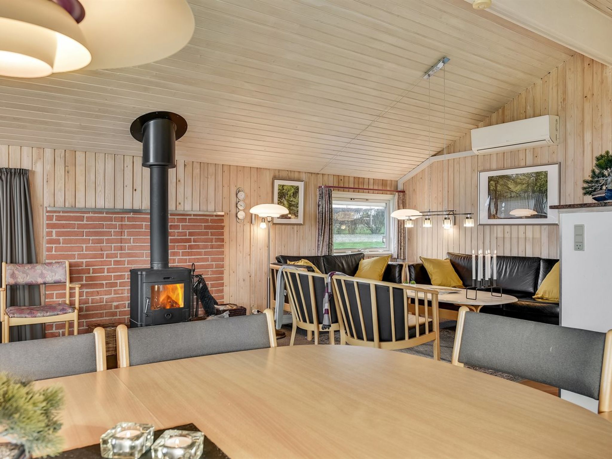 "Hjalmar" - 400m from the sea - Binnen