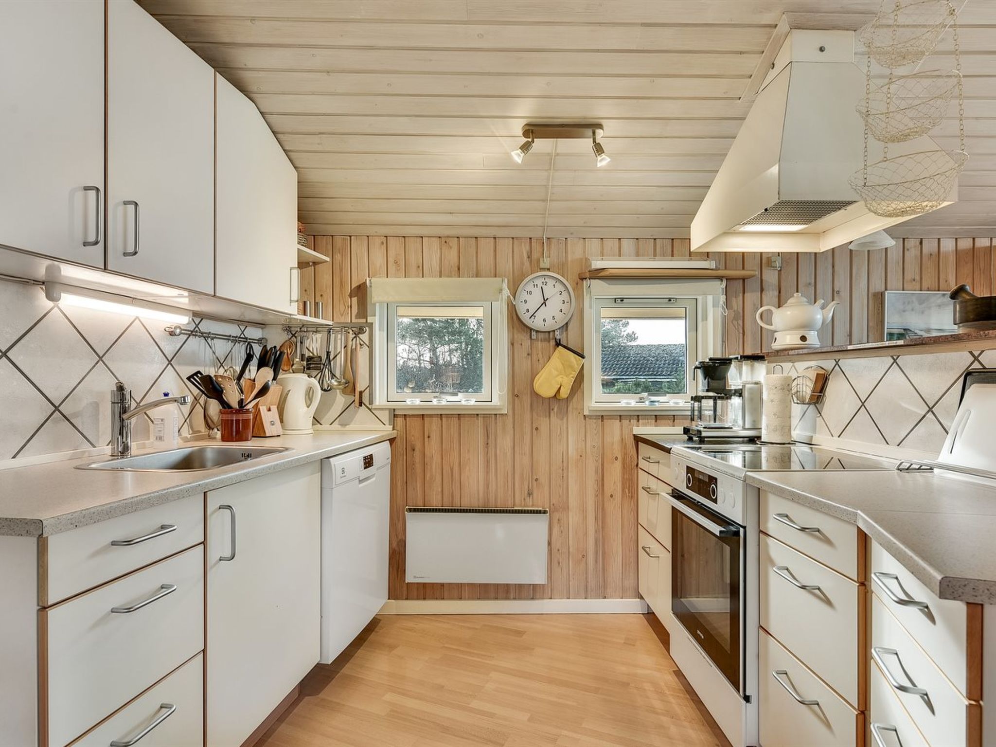 "Hjalmar" - 400m from the sea - Binnen