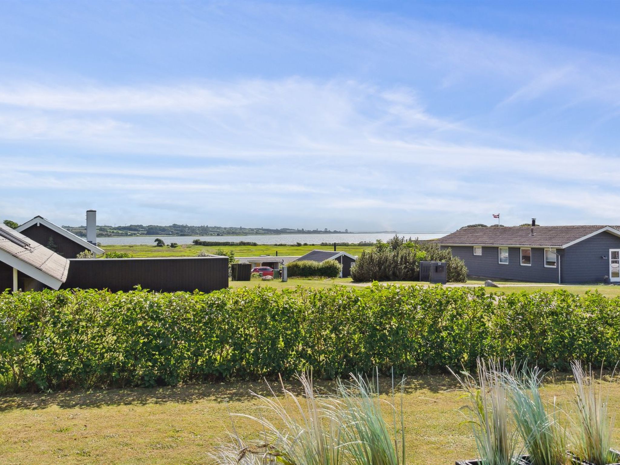 "Ginnie" - 300m from the sea